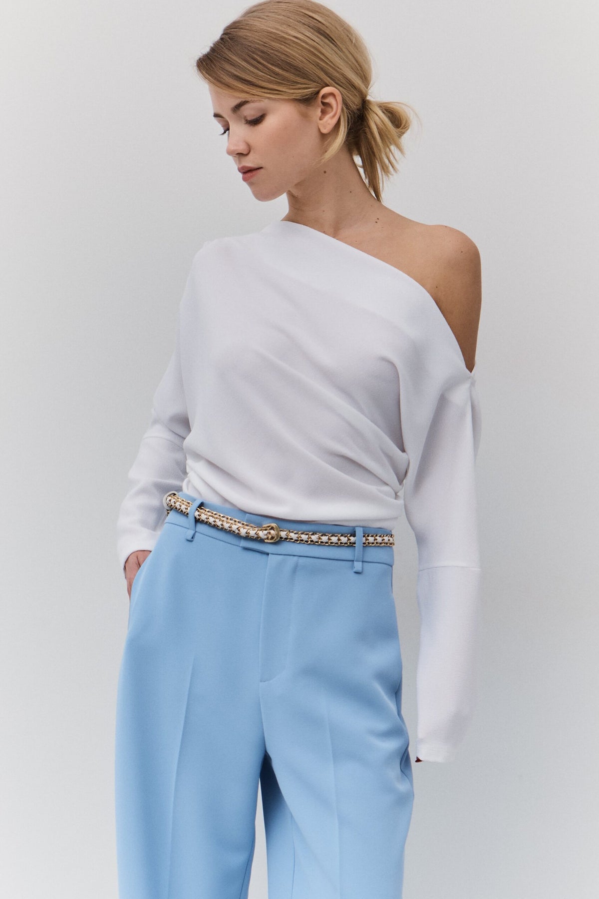 BSB Off-shoulder gathered blouse