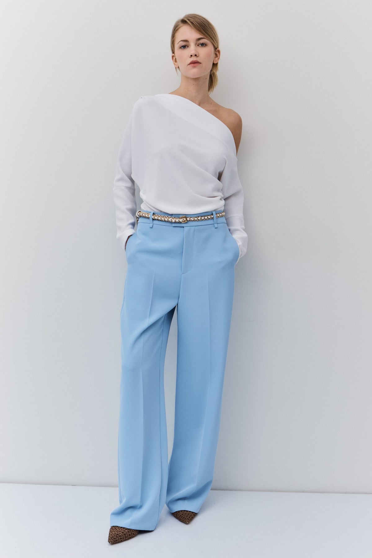 BSB Off-shoulder gathered blouse