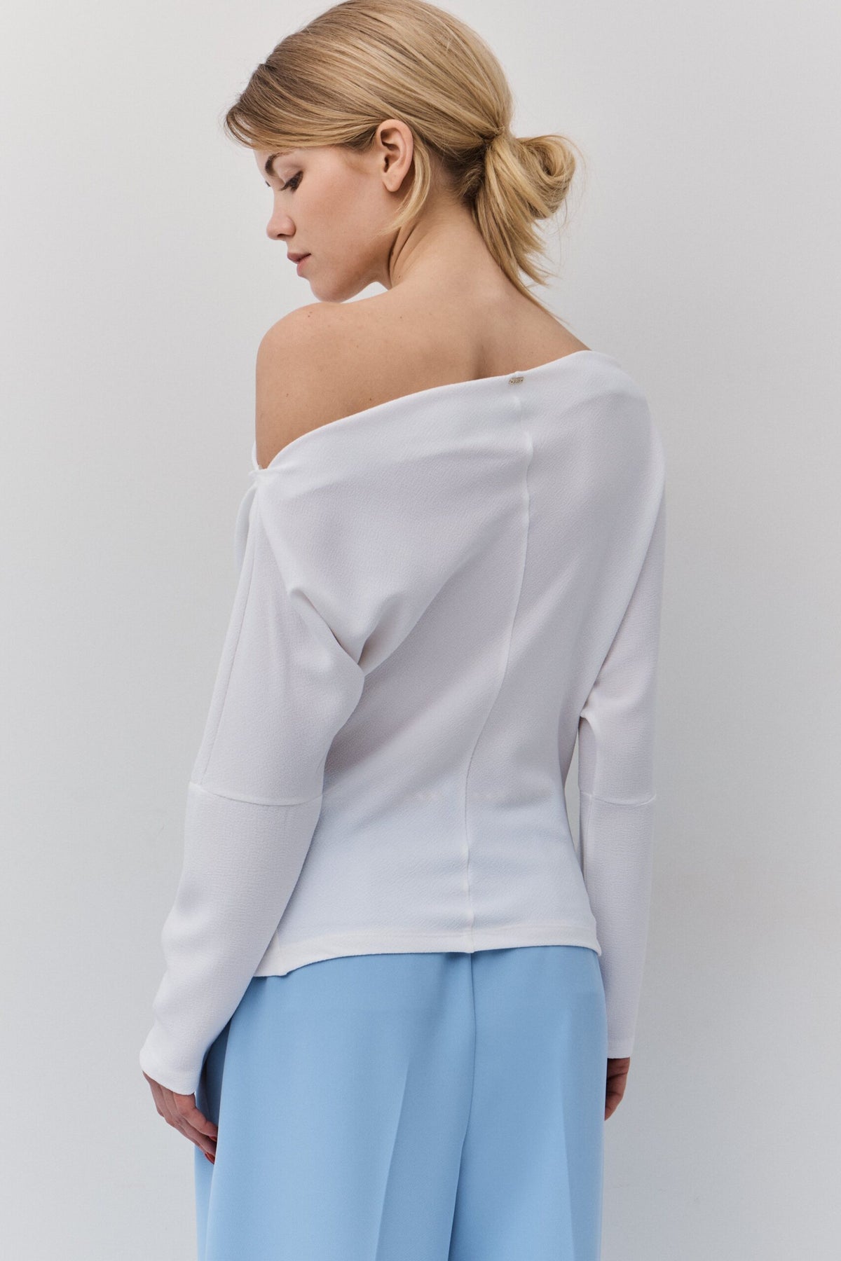 BSB Off-shoulder gathered blouse