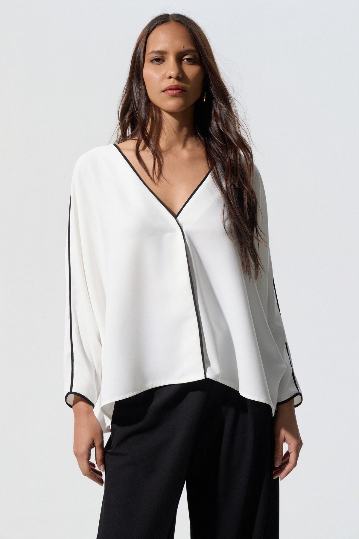 BSB Long-sleeved two-tone blouse