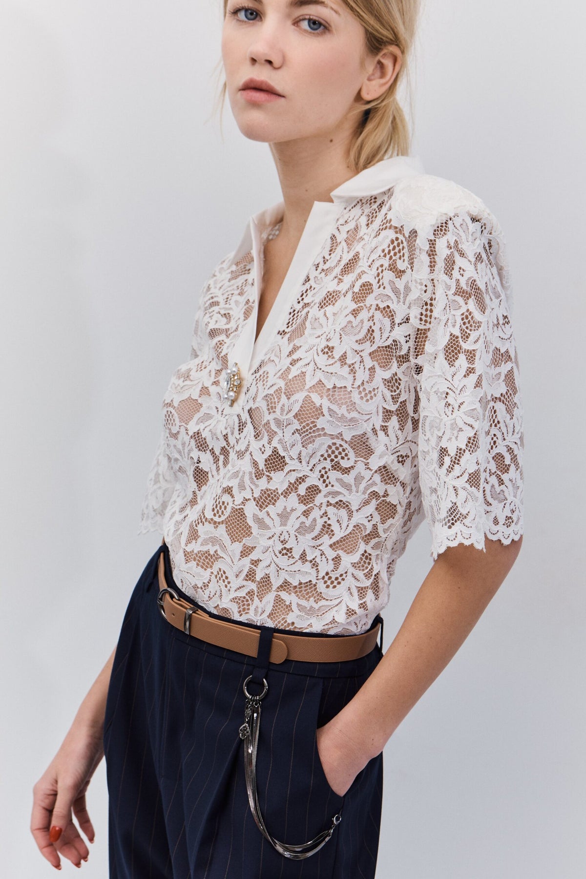 BSB Lace blouse with collar