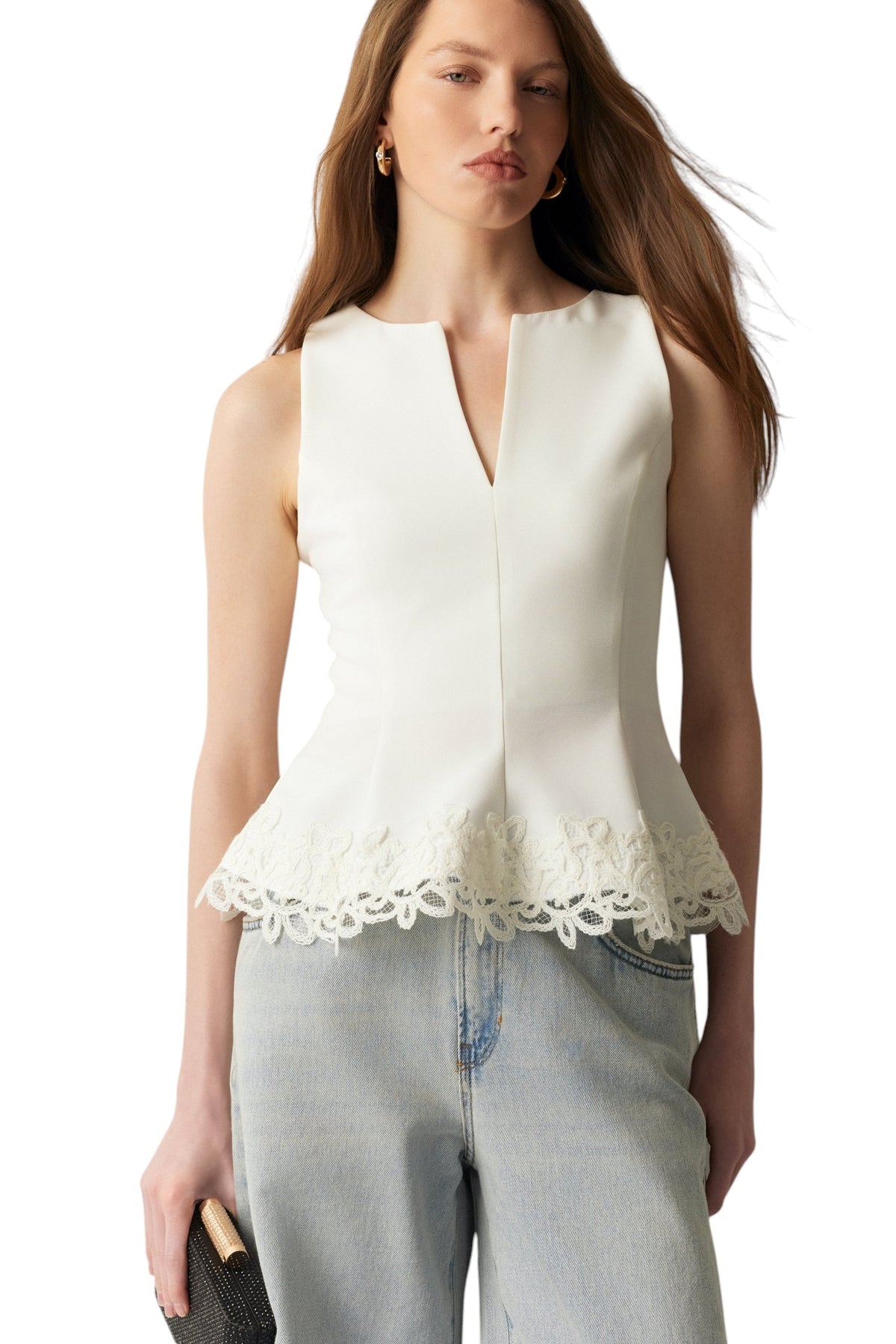 BSB Sleeveless V top with lace