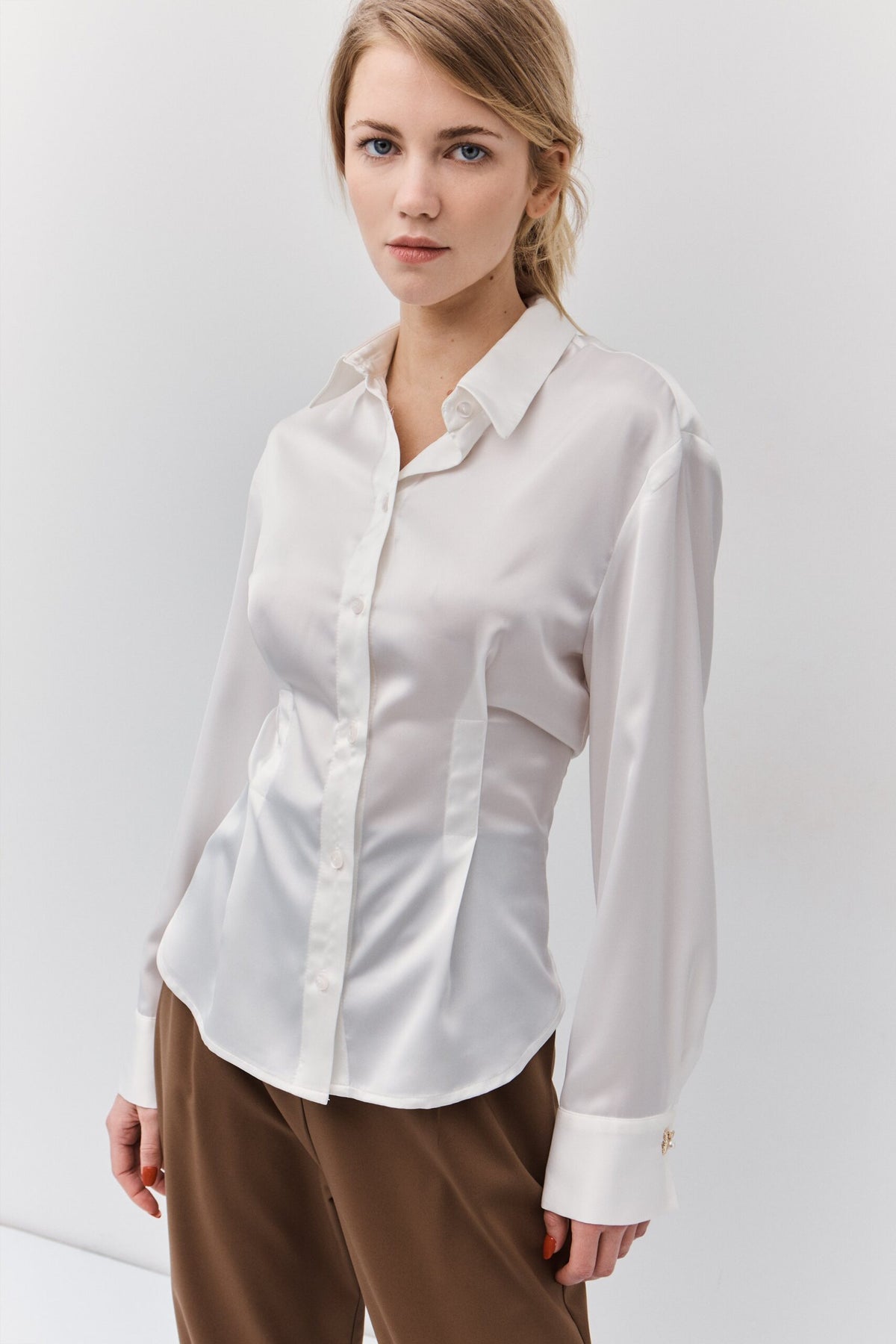 BSB Satin shirt with self-tie on the back