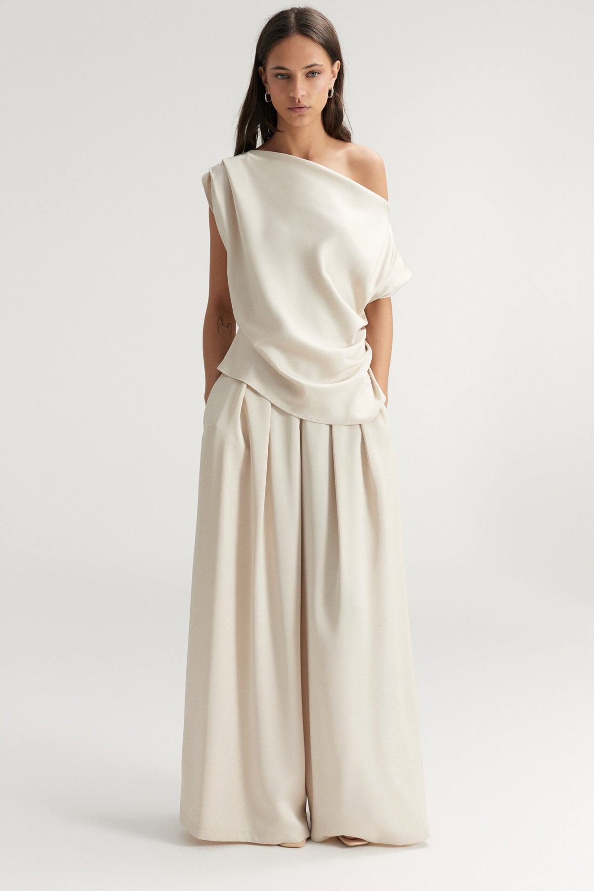 BSB Satin blouse with one shoulder