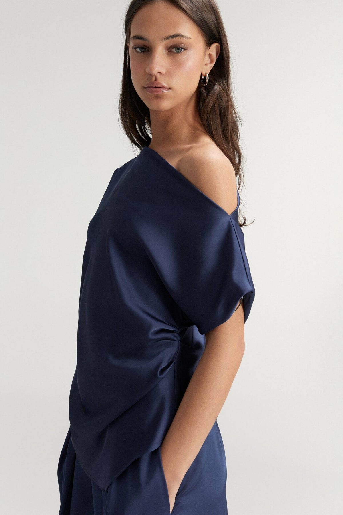 BSB Satin blouse with one shoulder