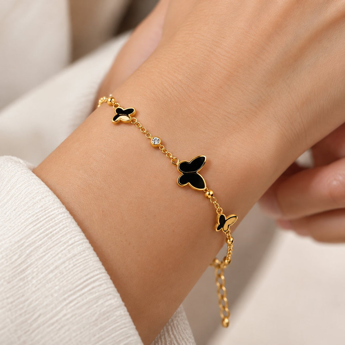 Bracelet Fashion Jewelry Accessory - Gold
