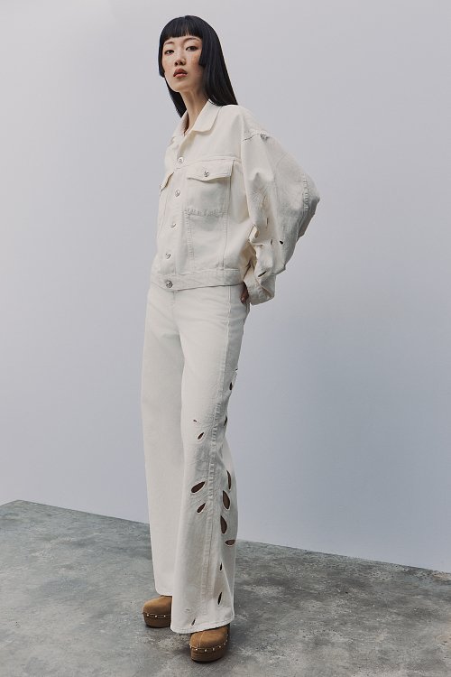 BSB Erika wide leg jeans with embroidered detail