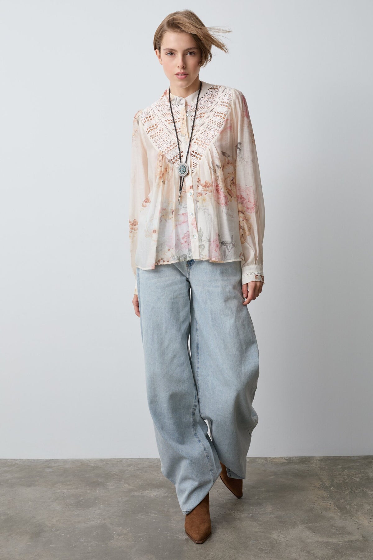 BSB Floral shirt with cutwork details