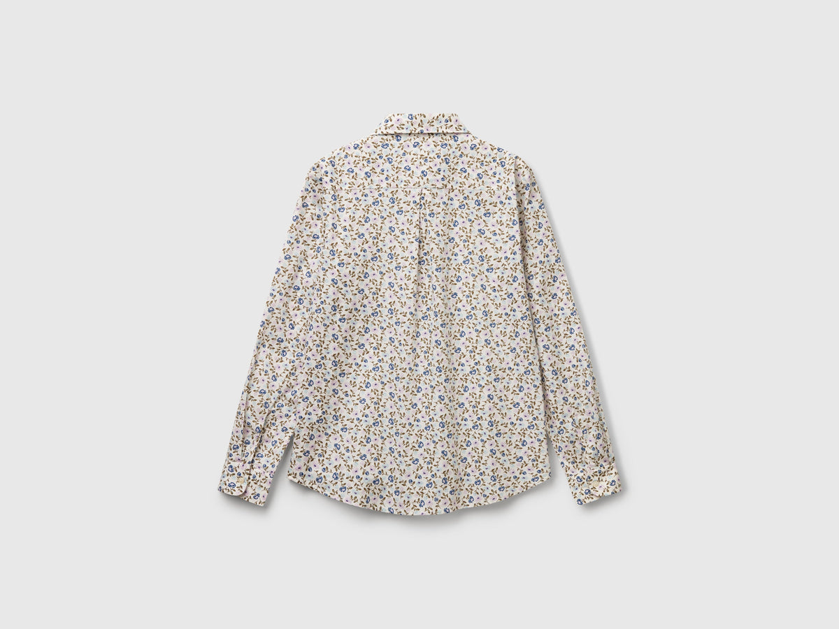 Benetton Patterned shirt in lightweight cotton