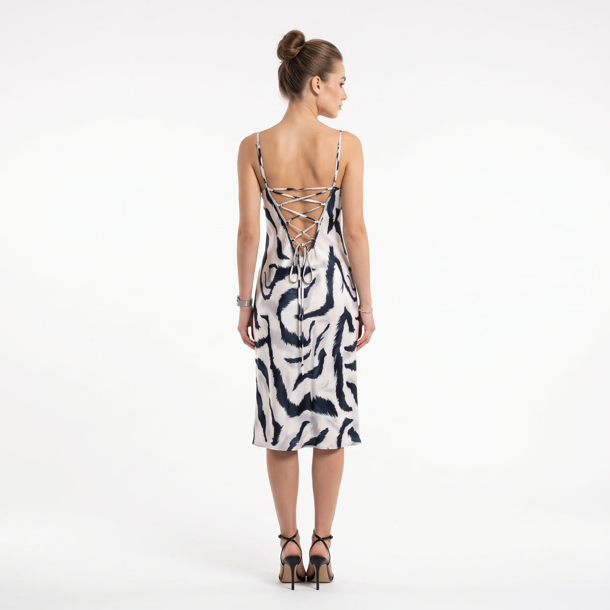 Women'S Zebra Print Midi Dress With Side Slit - Black