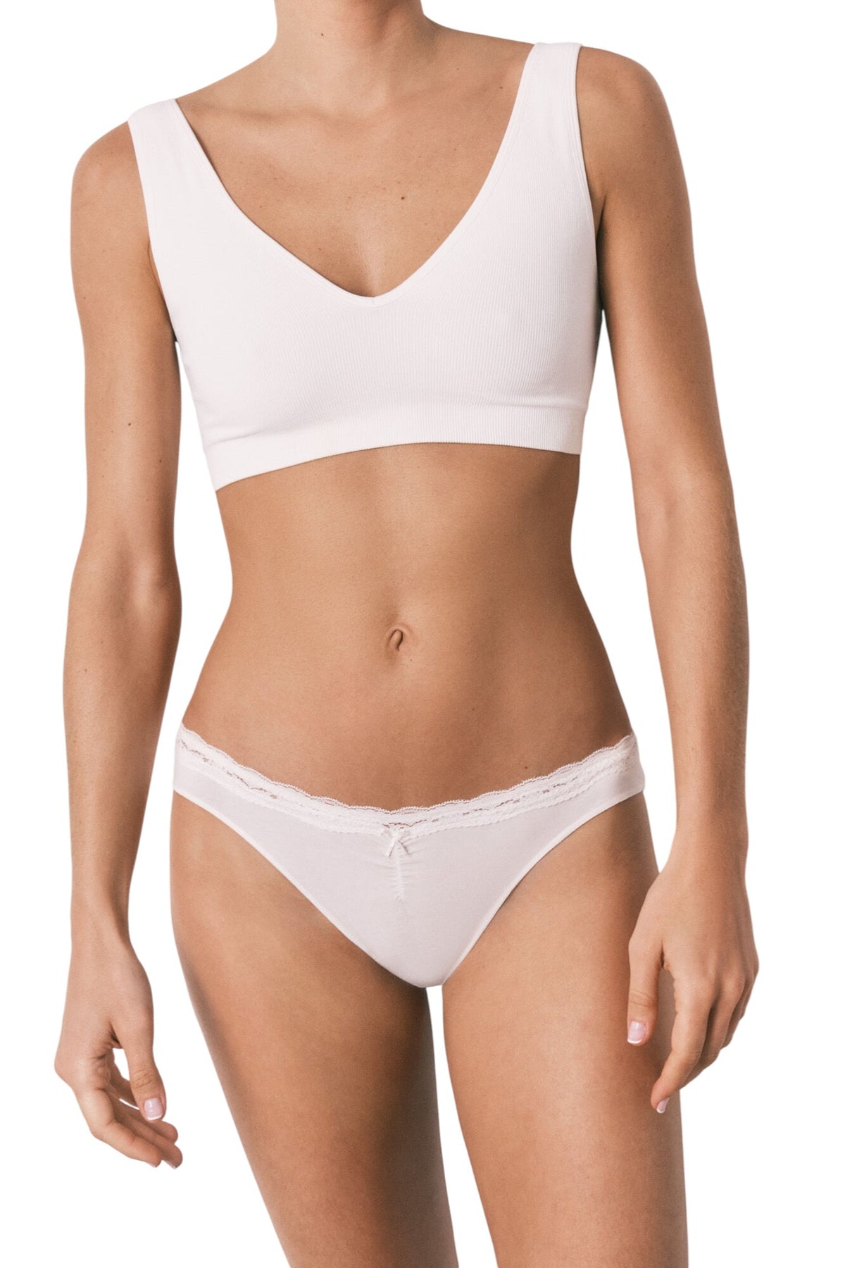 Women Secret Pack of 3 classic cotton panties with lace and bow