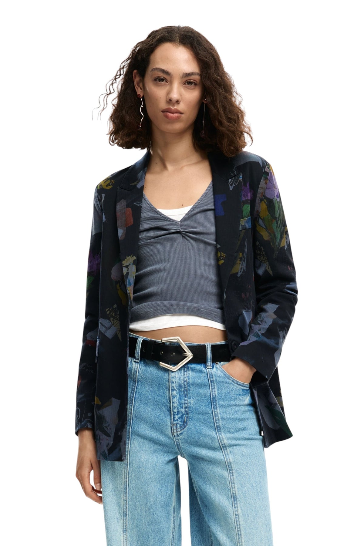 Desigual Fitted blazer with three pockets two of them with flaps