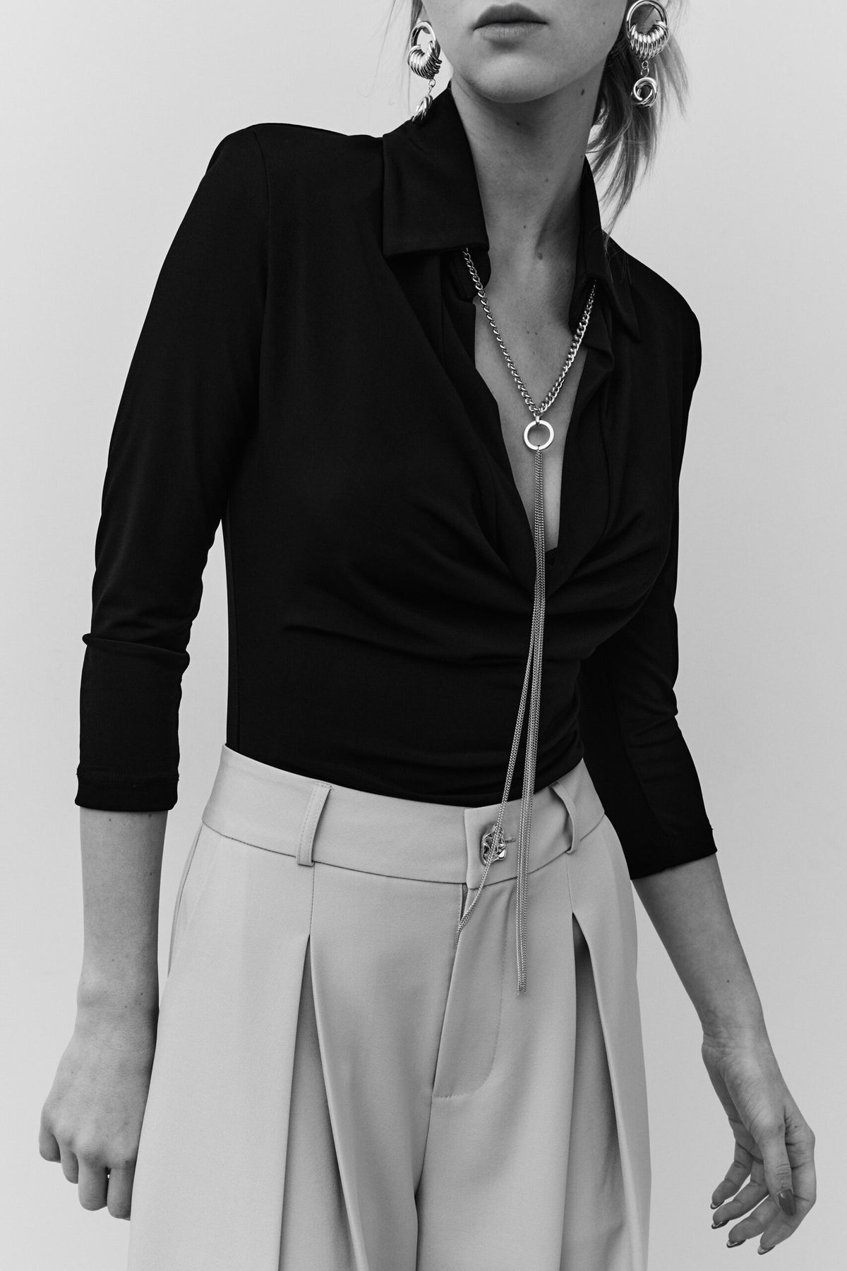 BSB Draped blouse with chain