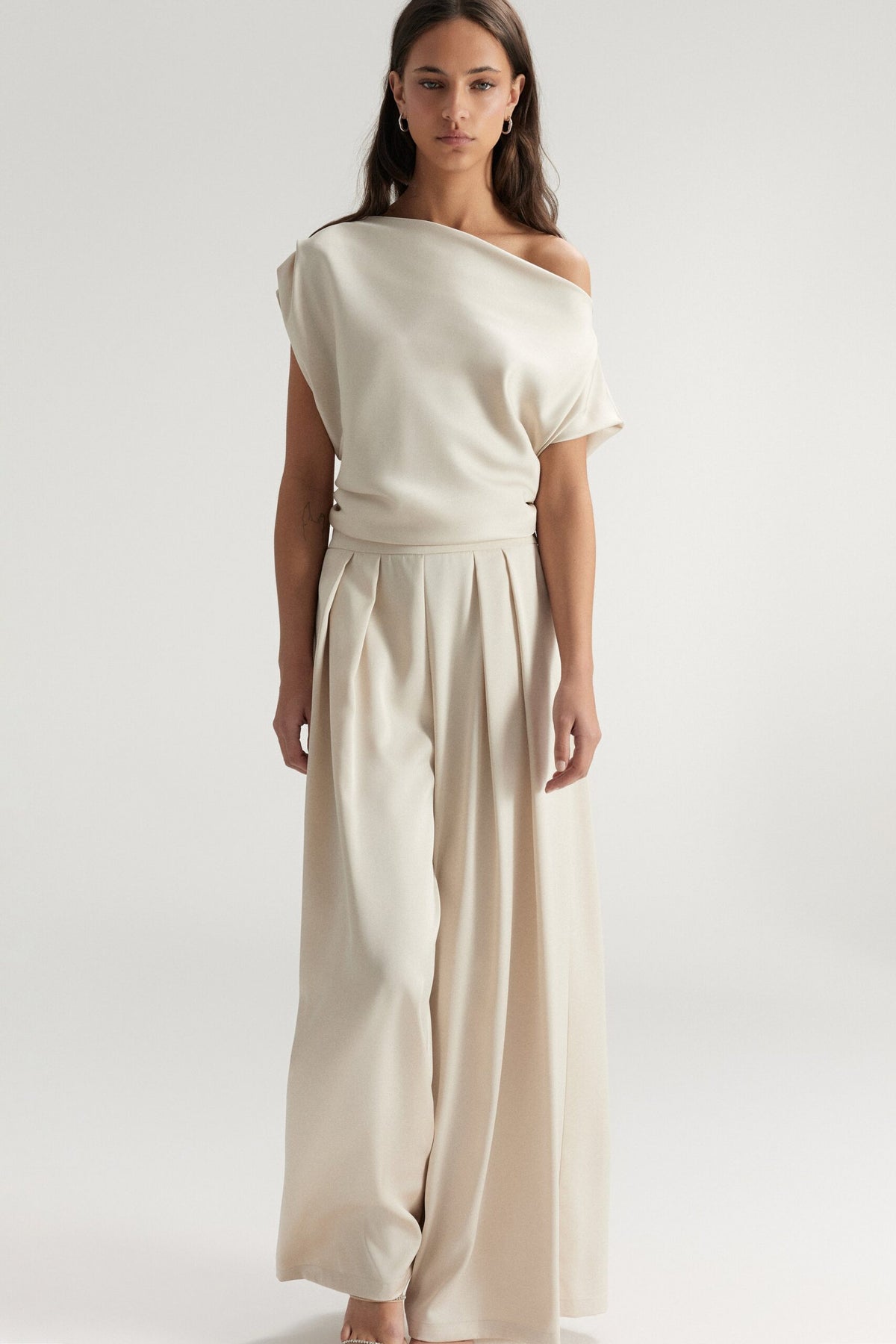 BSB Satin wide leg pants with pleats