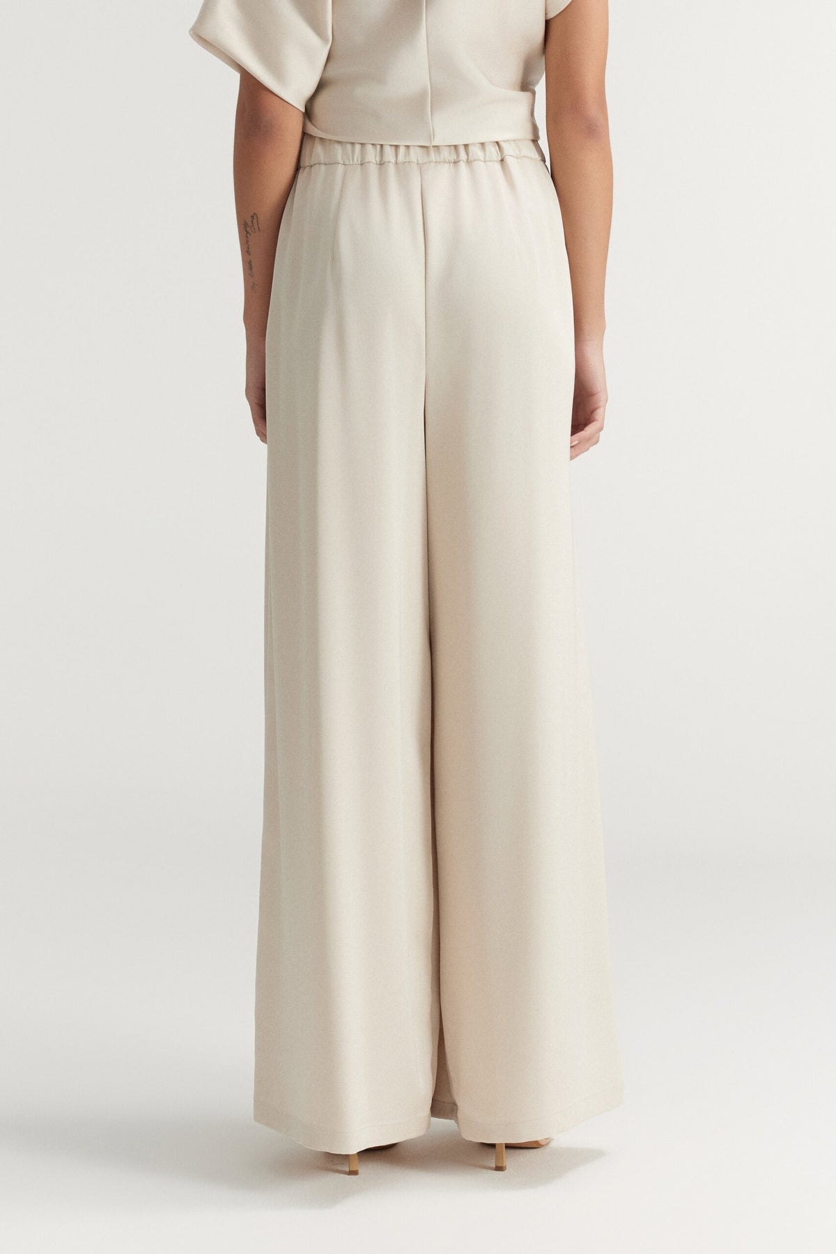 BSB Satin wide leg pants with pleats