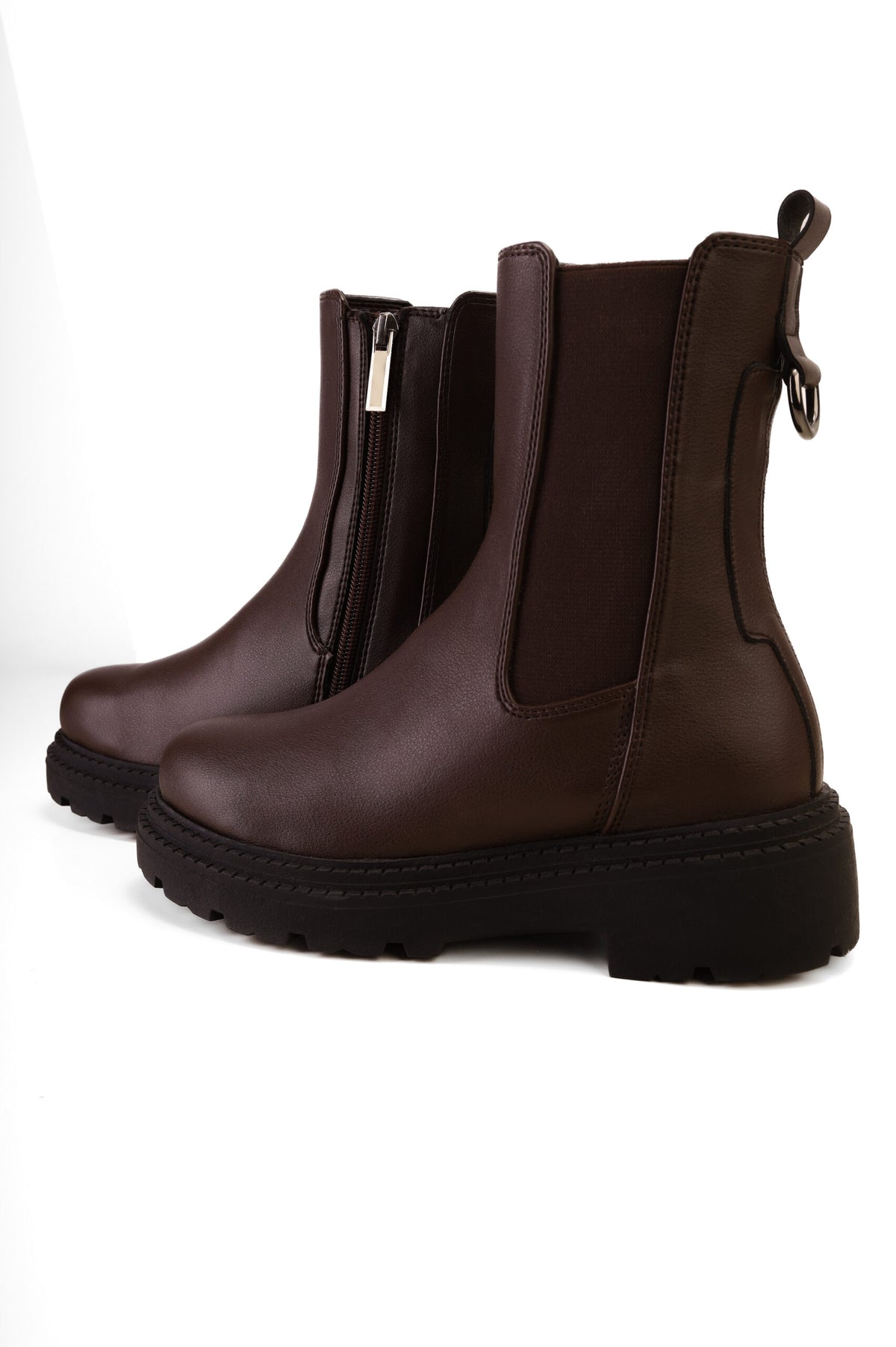 Forever 21 Sleek Lug-Sole Side-Zip Chelsea Boots