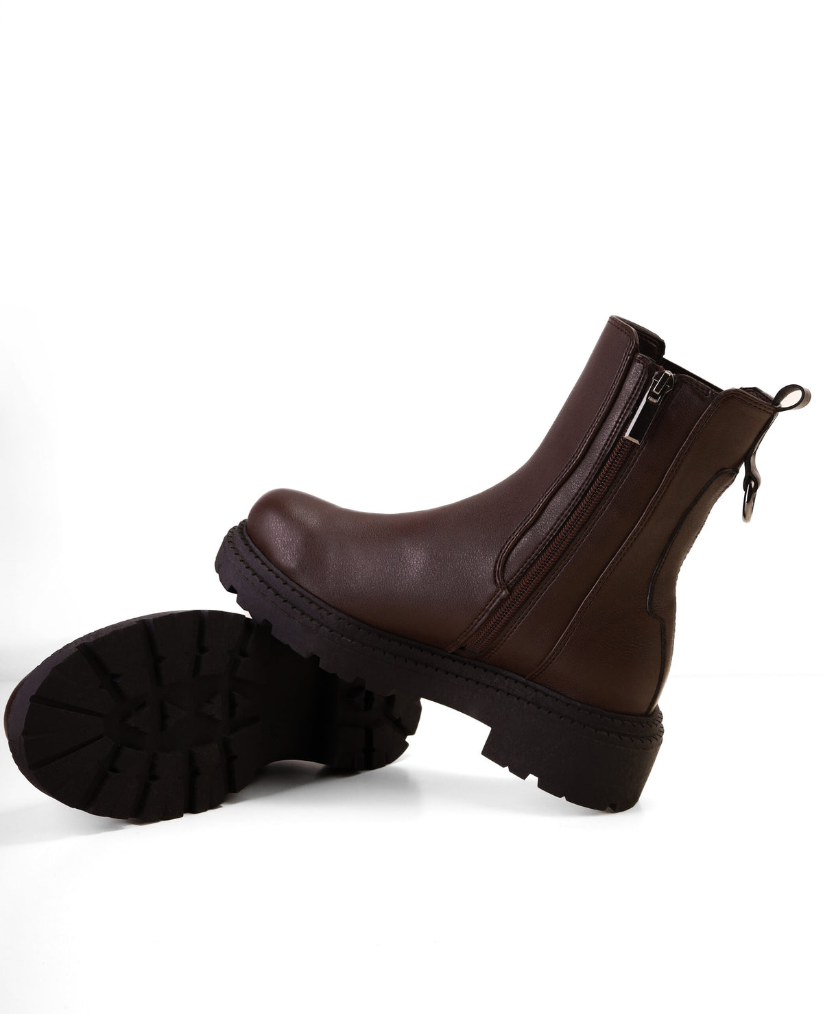 Forever 21 Sleek Lug-Sole Side-Zip Chelsea Boots