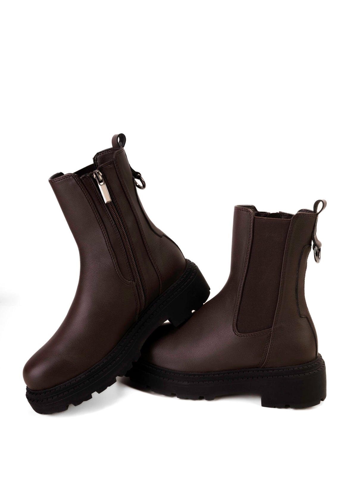 Forever 21 Sleek Lug-Sole Side-Zip Chelsea Boots