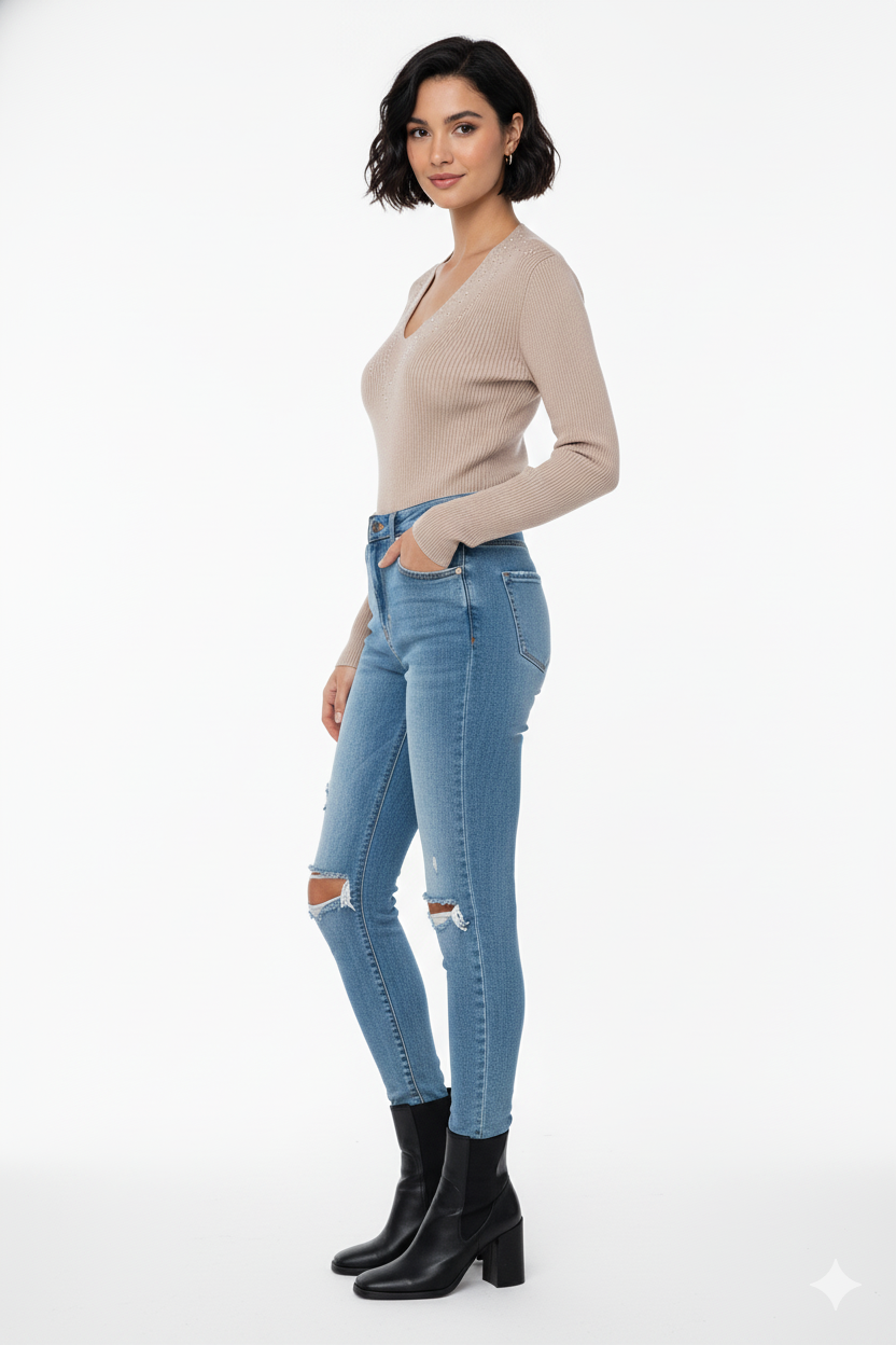 BSB Sweater with long sleeves V neckline