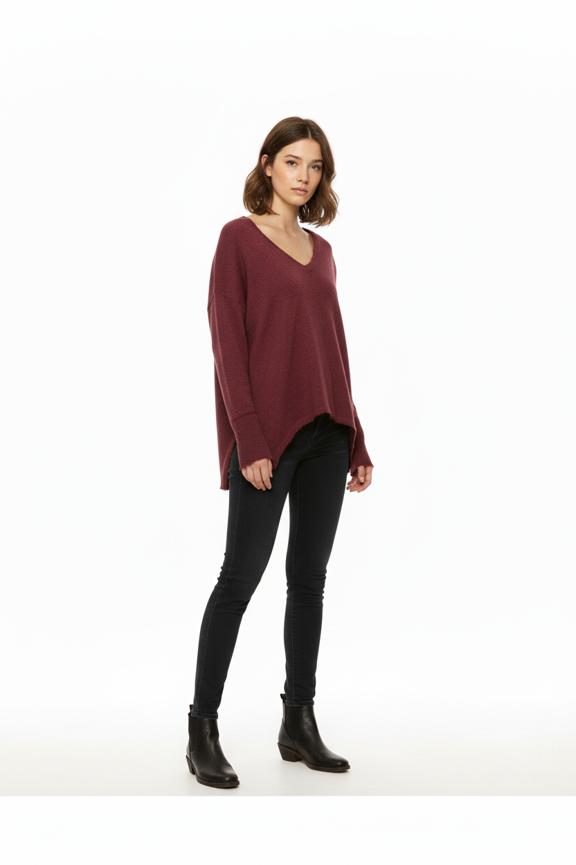 BSB Sweater with long sleeves V neckline
