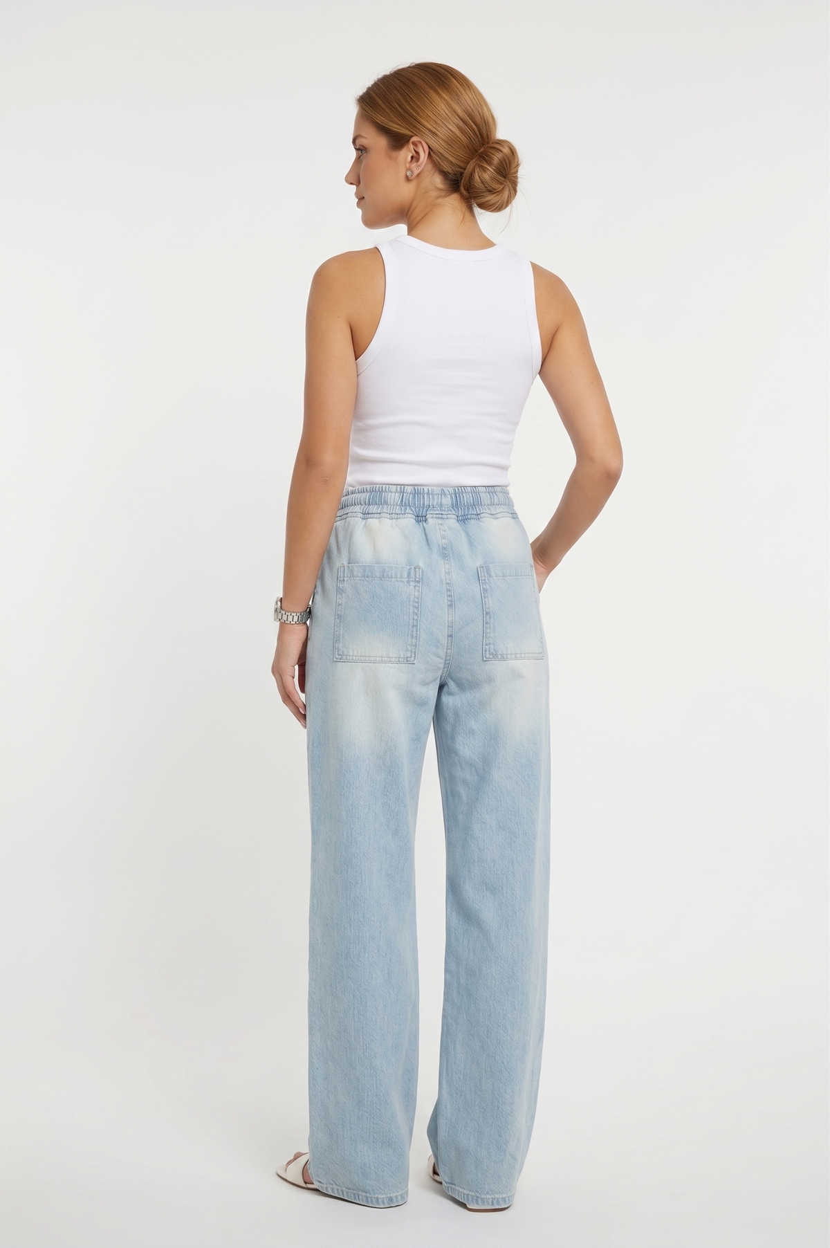 FOREVER 21 High-Waisted Light-Wash Pull-On Wide-Leg Denim Joggers