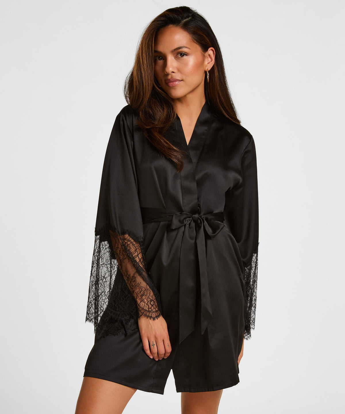 HUNKEMÖLLER Satin Kimono