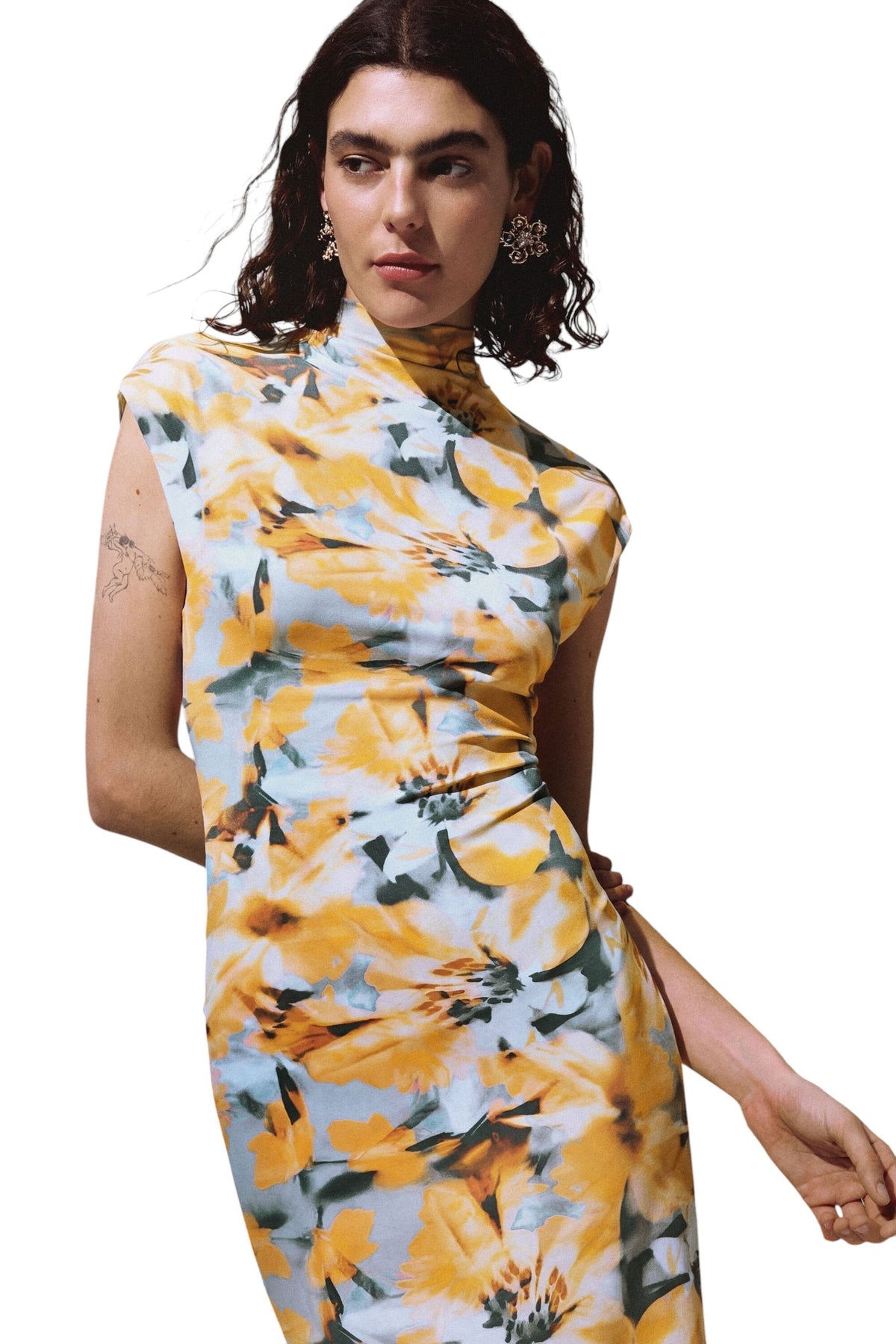 Desigual Elastic knit midi dress, body-hugging sleeveless design, with funnel neck