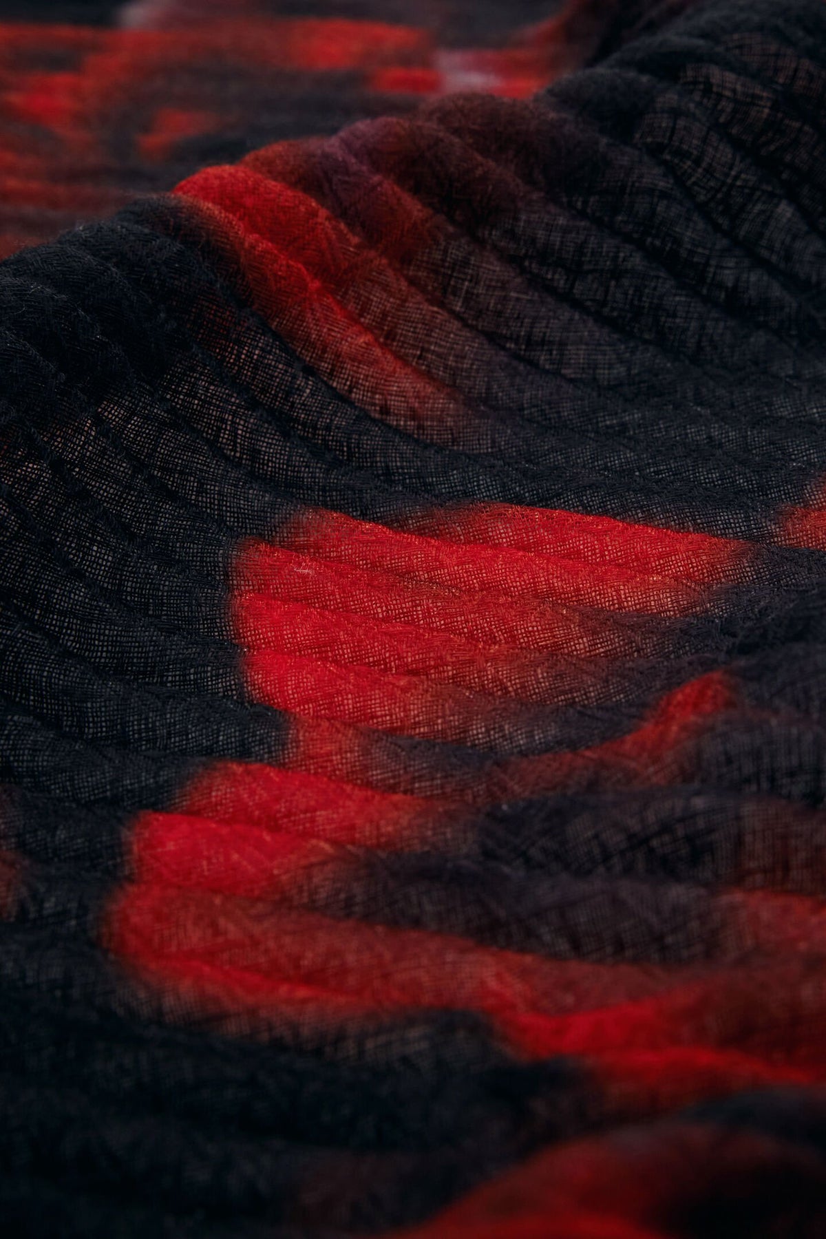 Desigual Rectangular scarf with red flowers