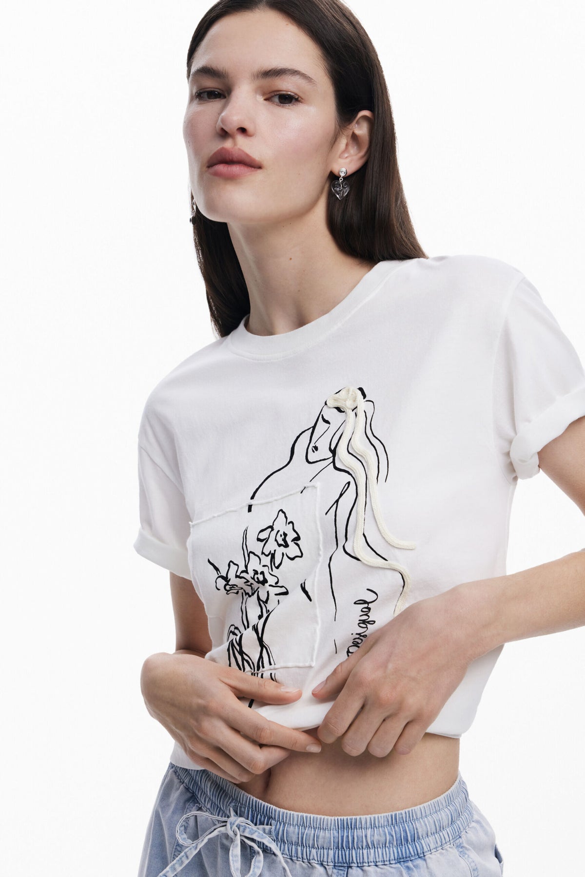 Desigual Floral T-shirt feminine silhouette