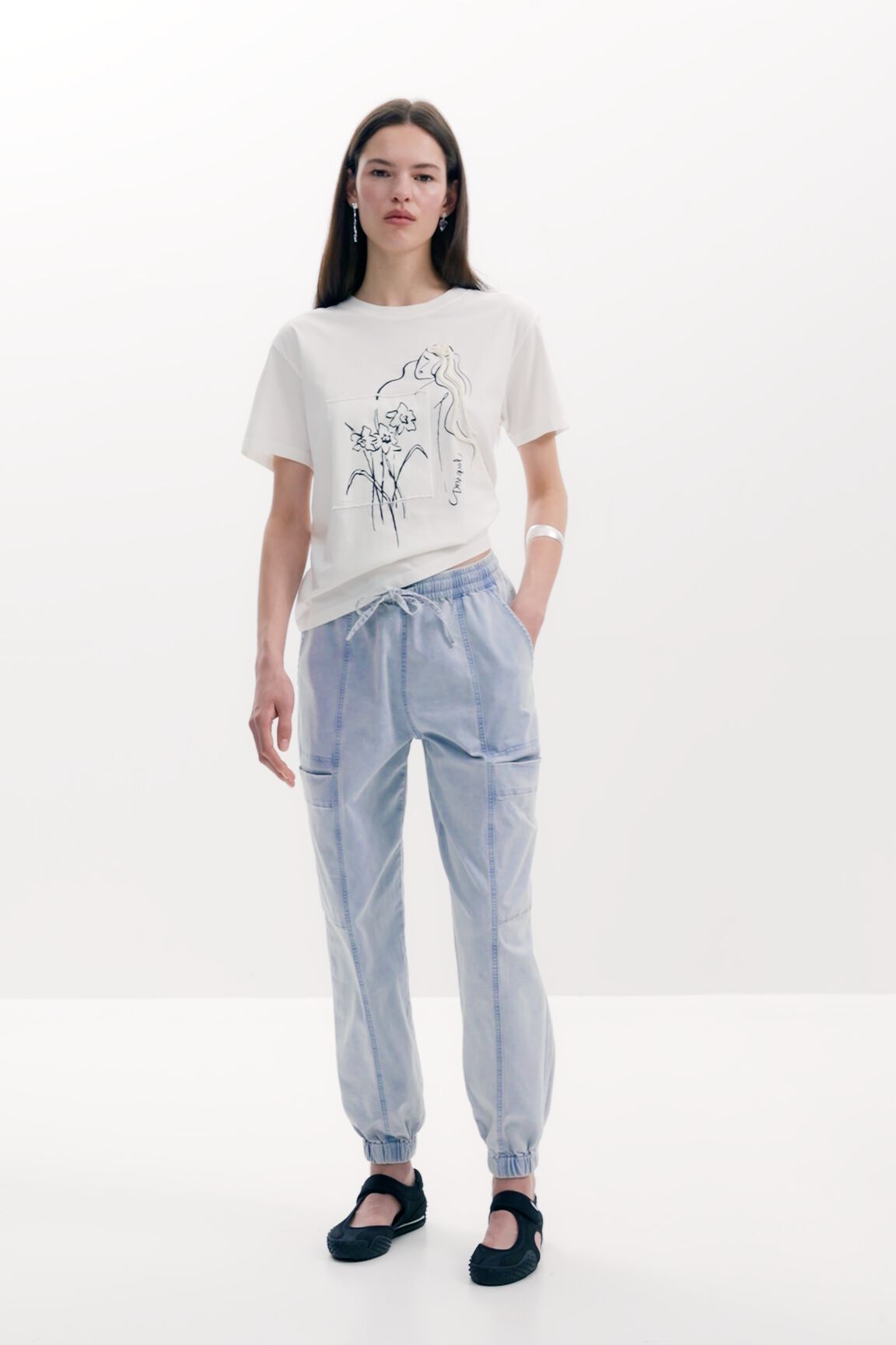Desigual Floral T-shirt feminine silhouette