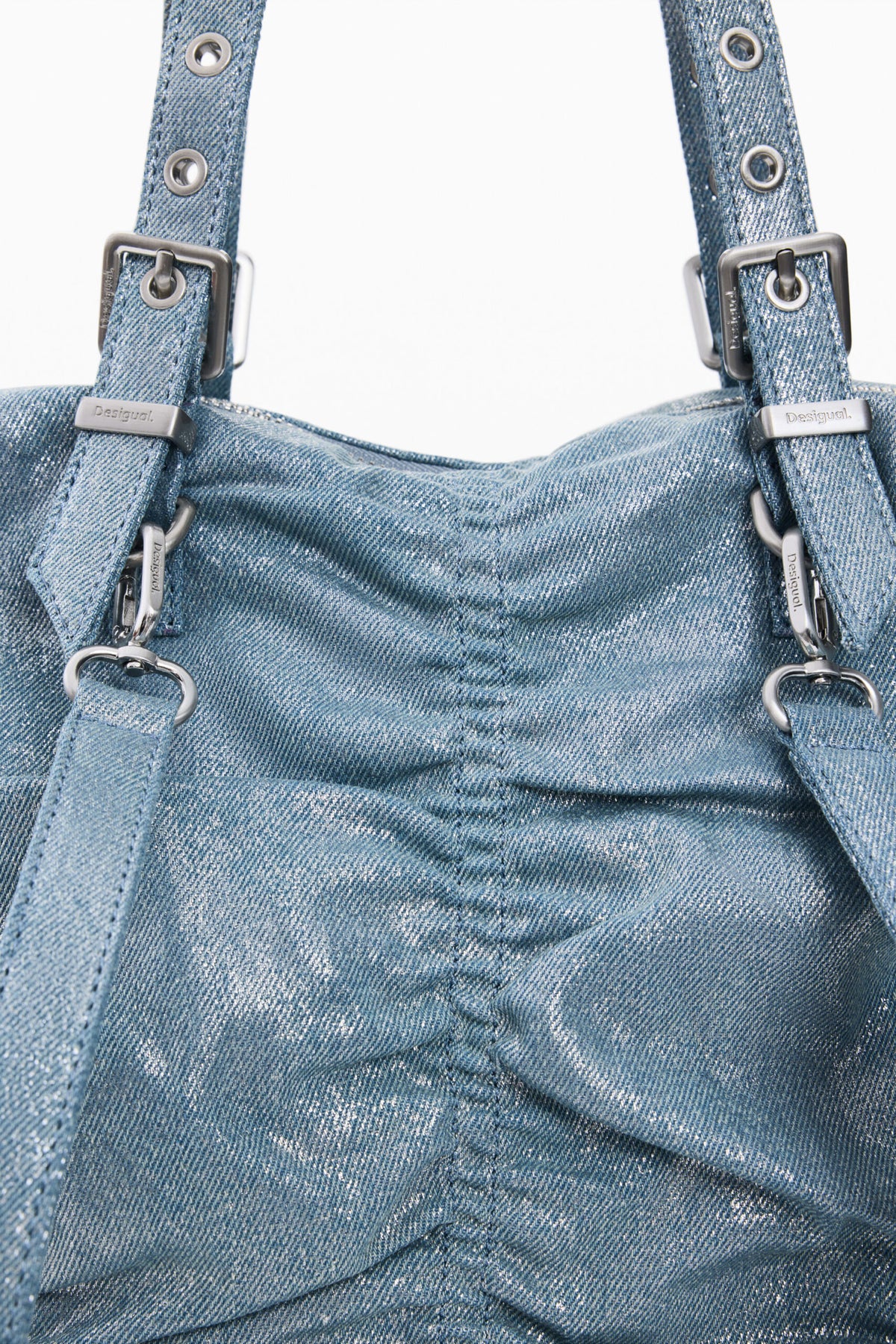 Desigual Medium-sized backpack made of blue denim fabric with a ruched finish on the front.