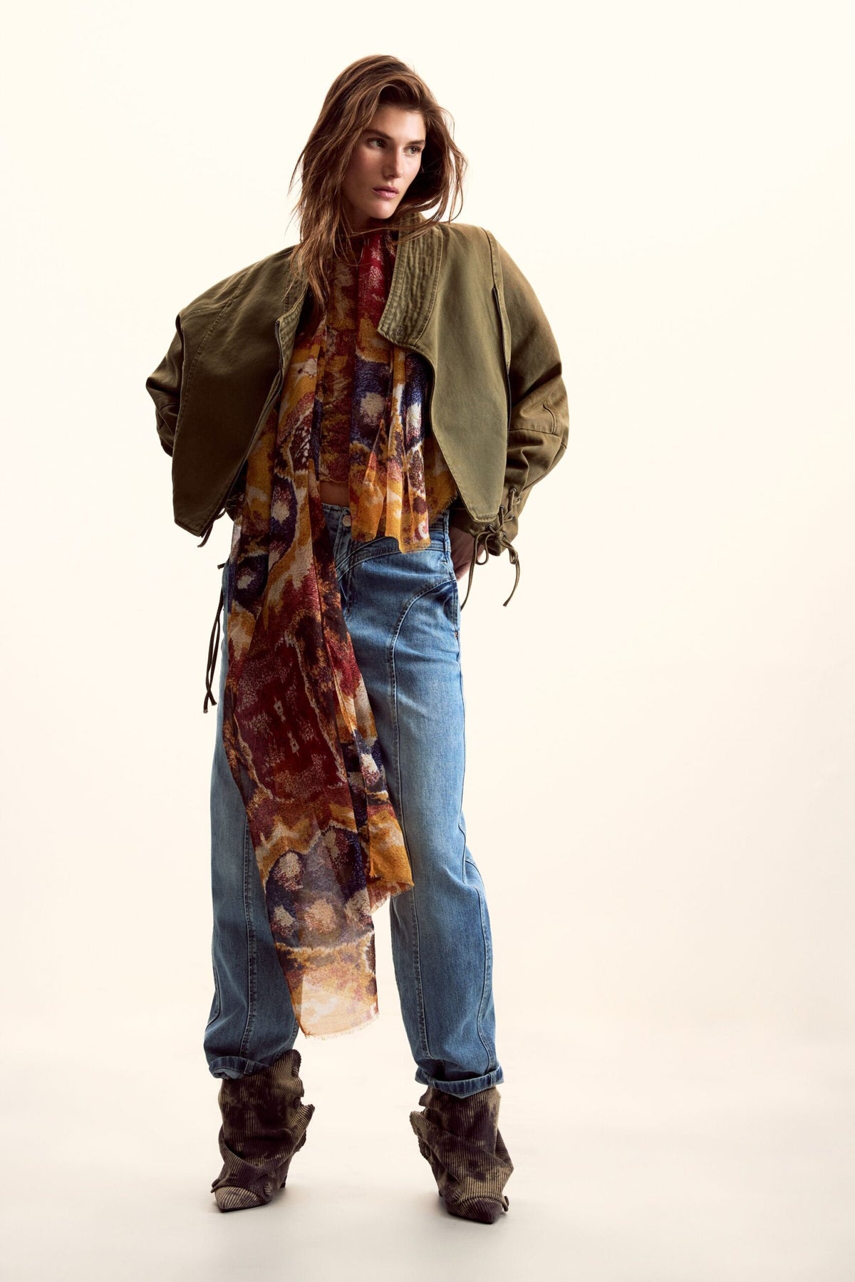 Desigual Rectangular scarf made of lightweight fabric