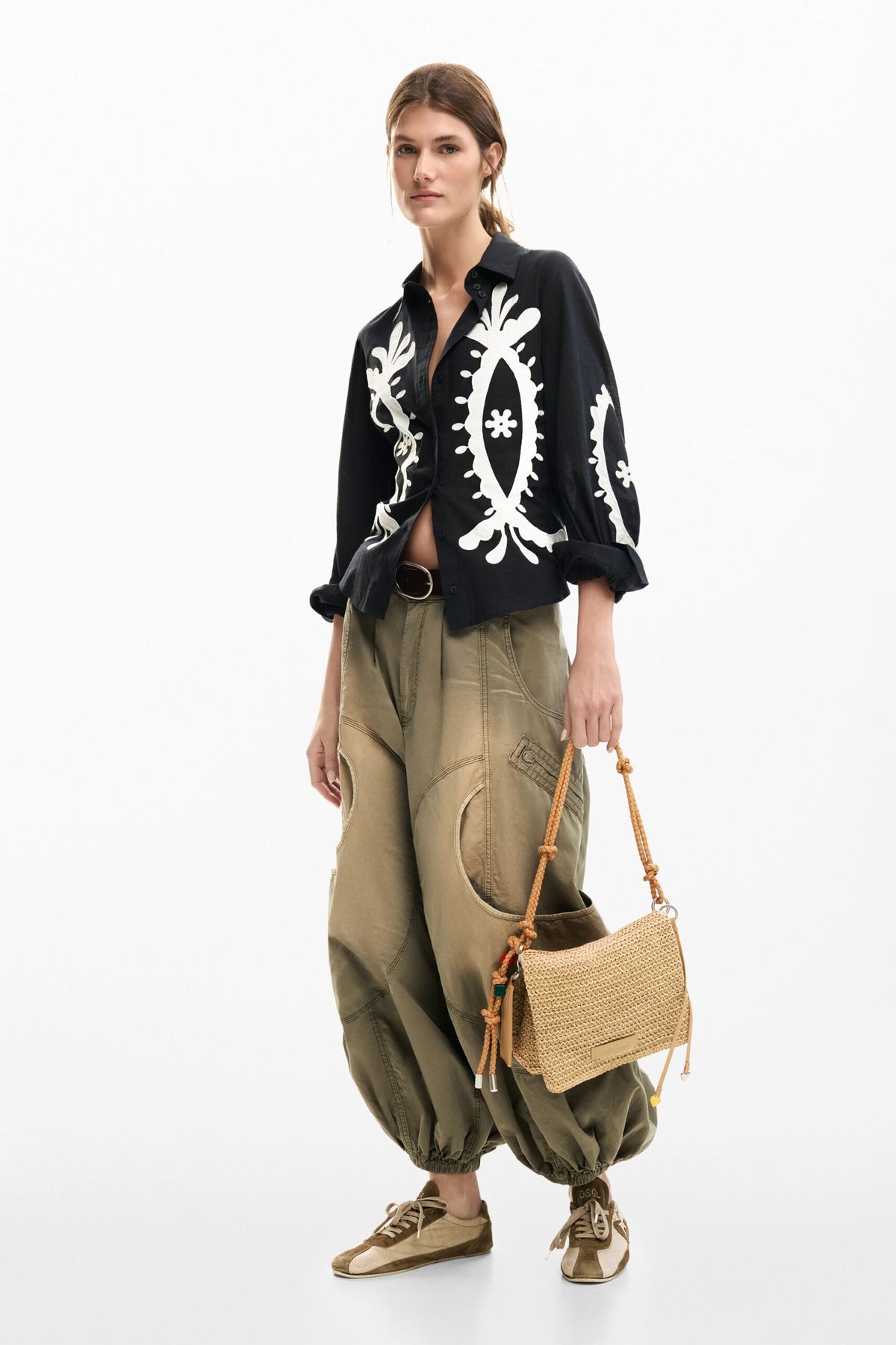 Desigual Medium raffia bag with a rectangular shape