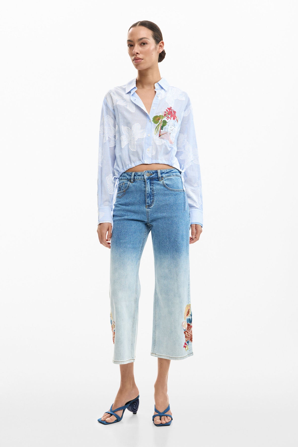 Desigual cotton fabric shirt with digital floral print on the front. Shirt collar