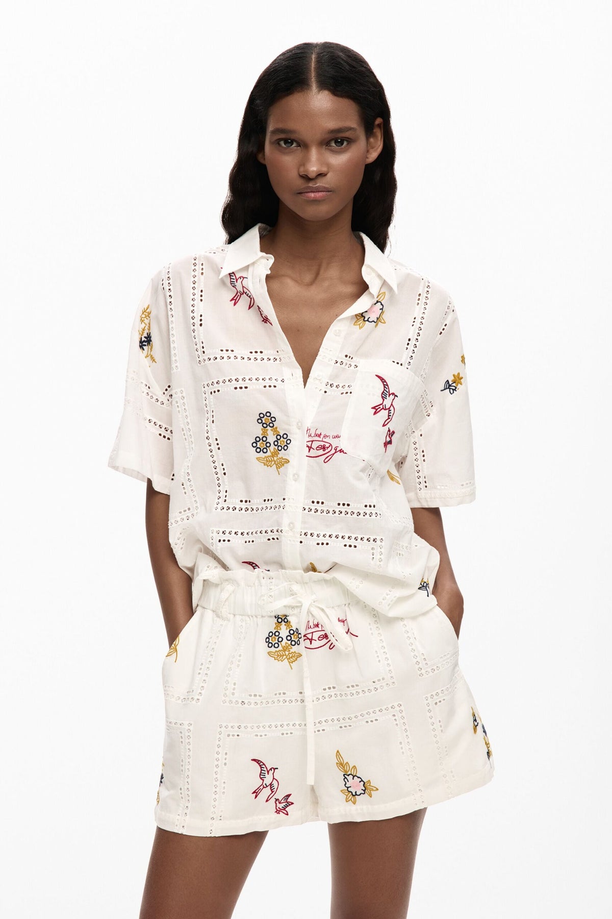 Desigual Short-sleeved regular-fit shirt decorated with openwork details
