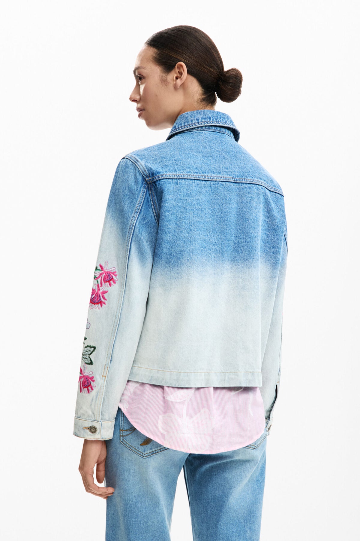 Desigual Long-sleeved denim jacket with colorful embroidered flowers on the sleeves