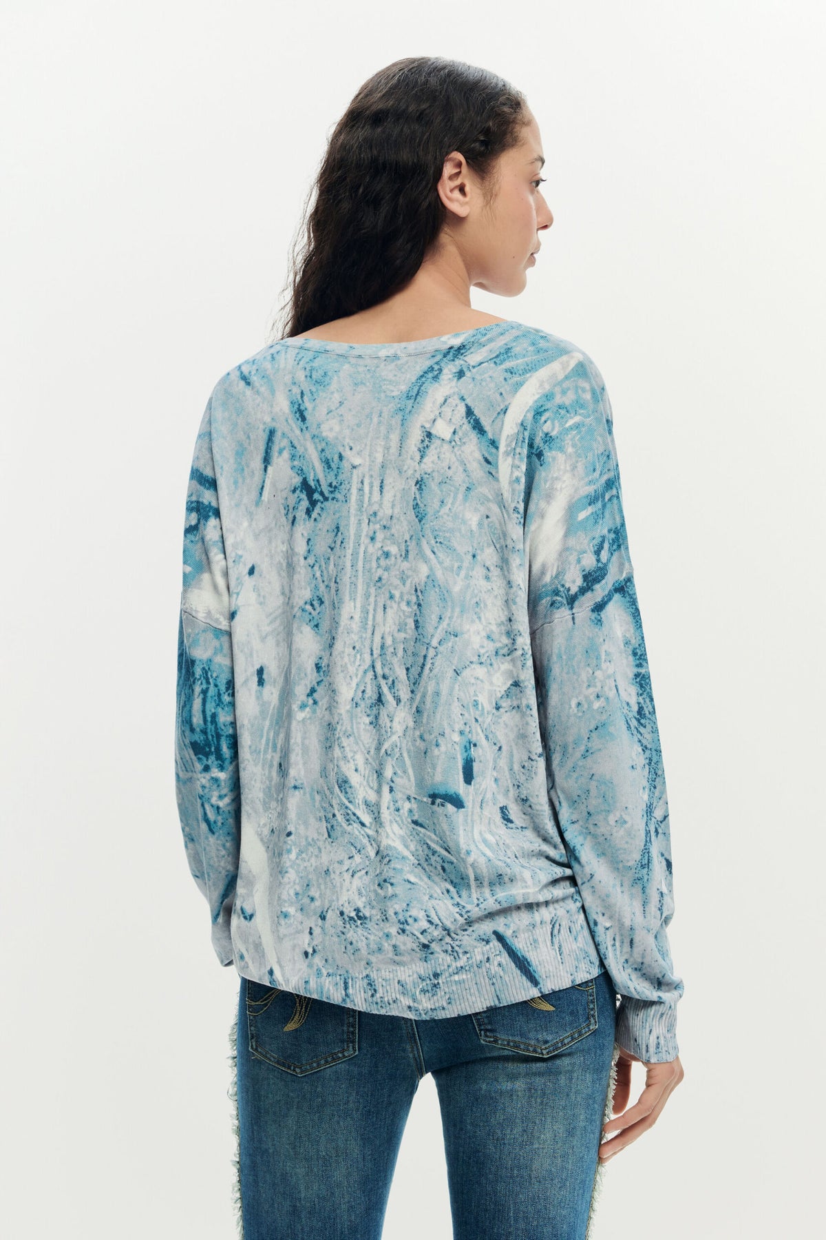 Desigual Fine knit Sweater with abstract print in blue tones It features a V-neck