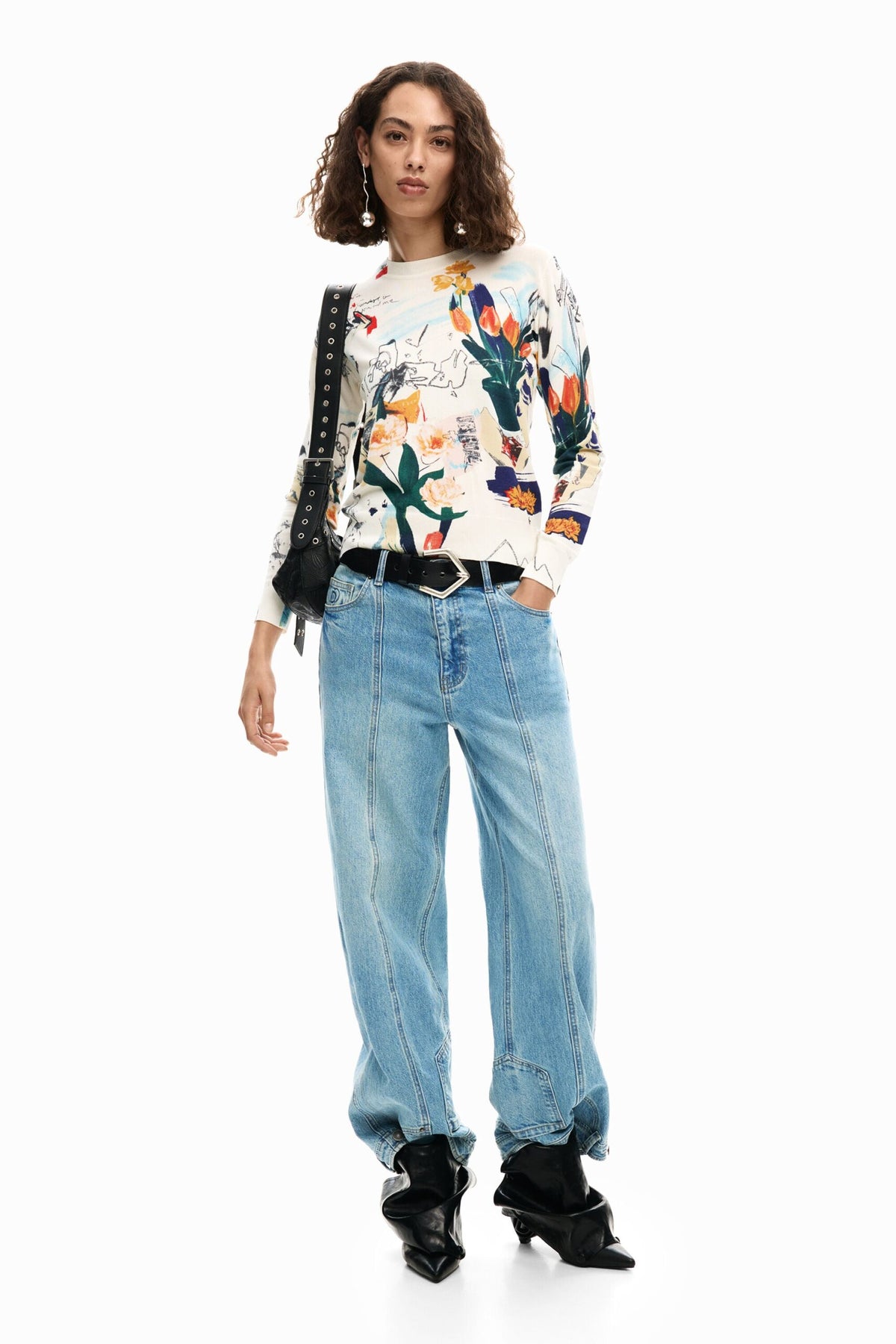 Desigual Fine knit jersey with a regular fit featuring a collage-style print
