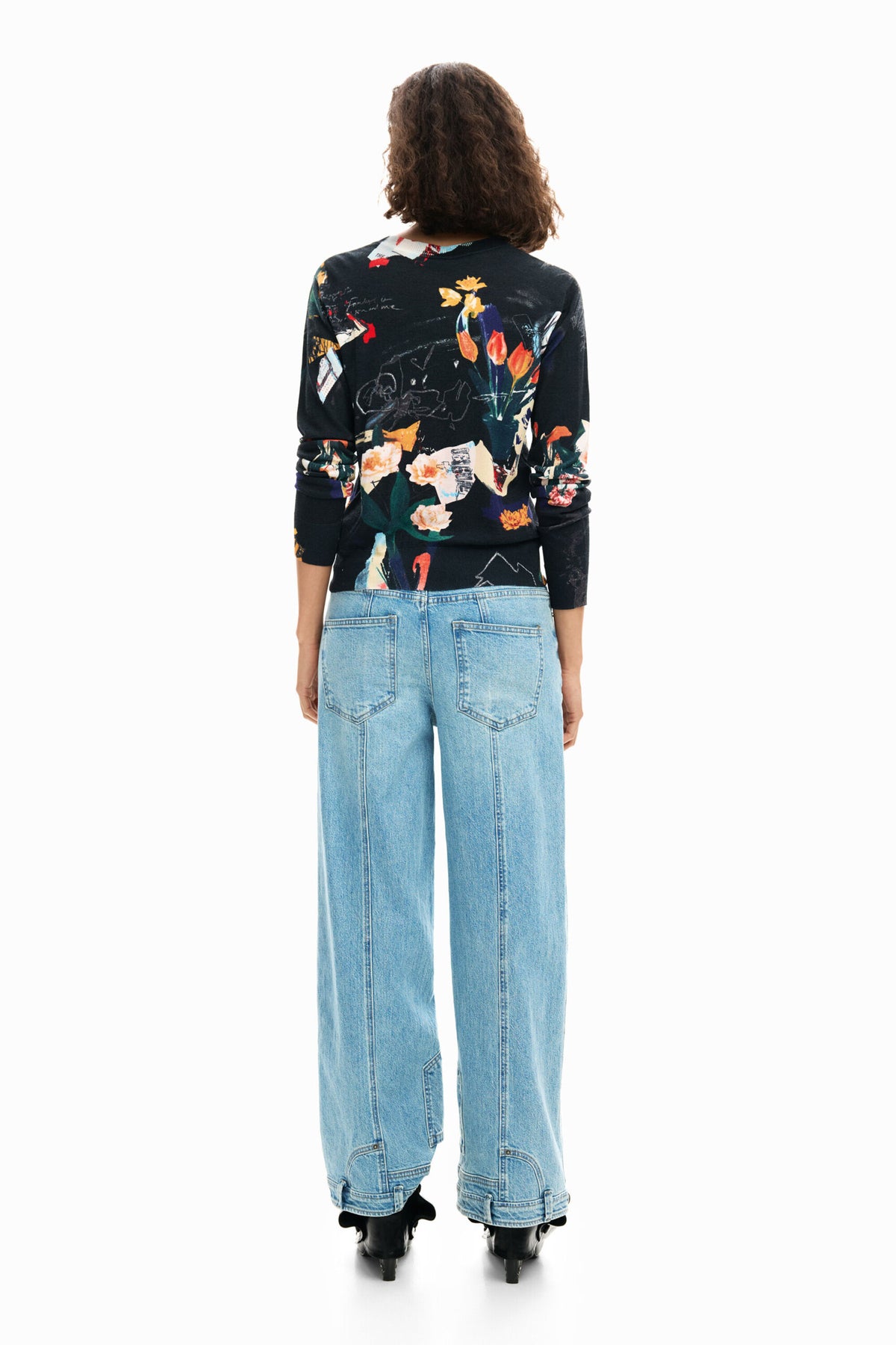 Desigual Fine knit jersey with a regular fit featuring a collage-style print