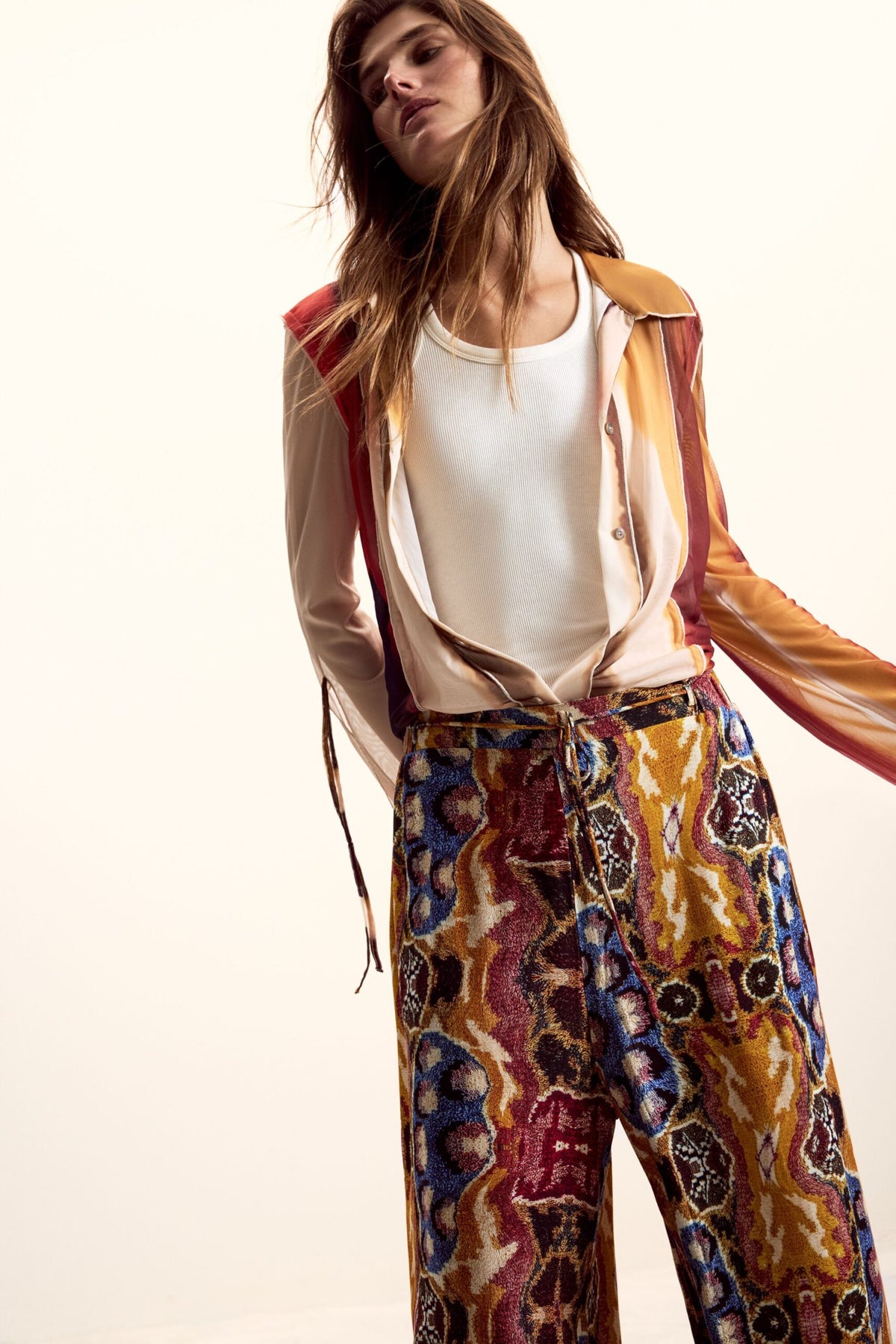 Desigual Palazzo-cut pants made of fluid fabric with an ethnic-style print