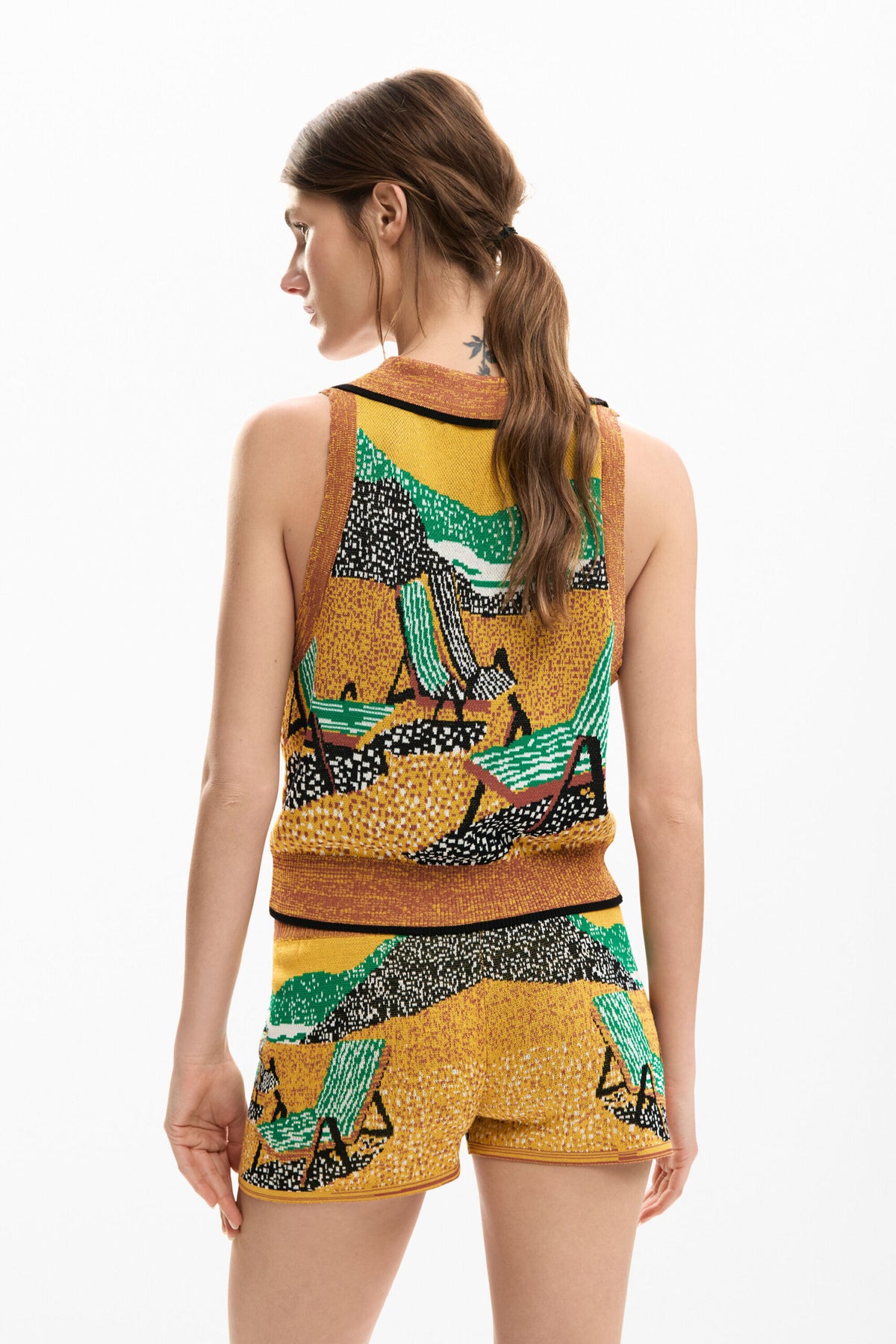 Desigual Sleeveless T-shirt with jacquard knit fabric and front print