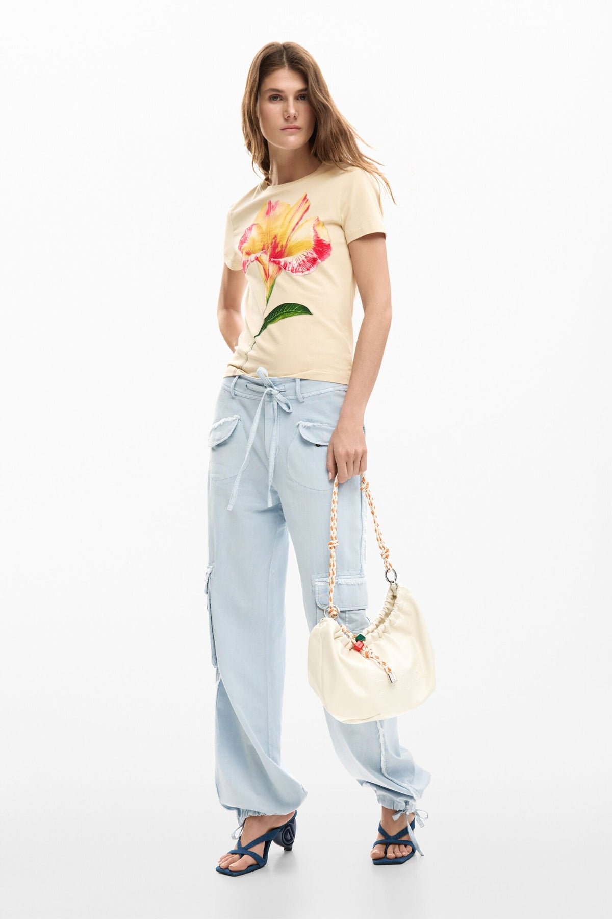 Desigual Regular-fit T-shirt with a front print of a hibiscus-style flower