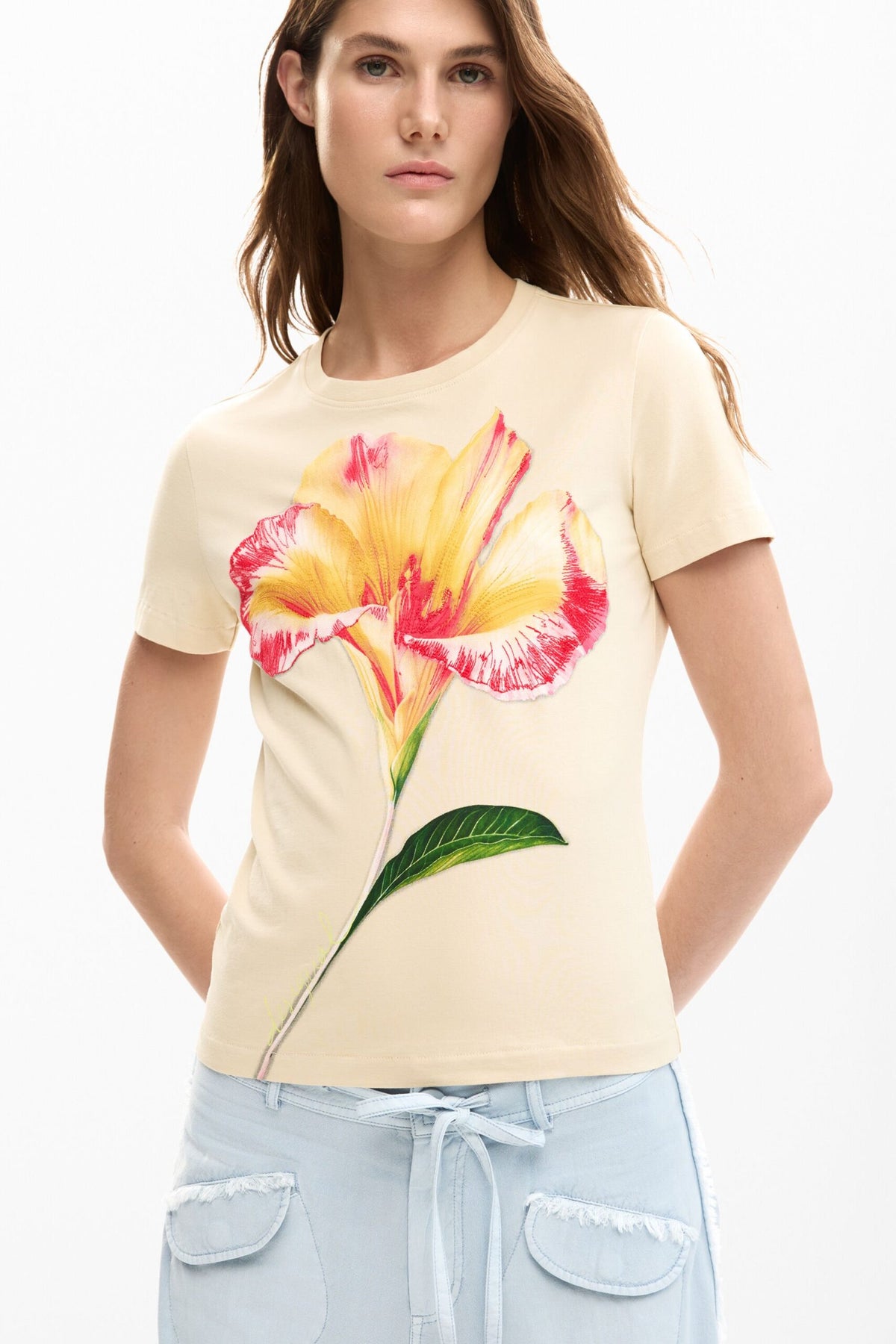 Desigual Regular-fit T-shirt with a front print of a hibiscus-style flower
