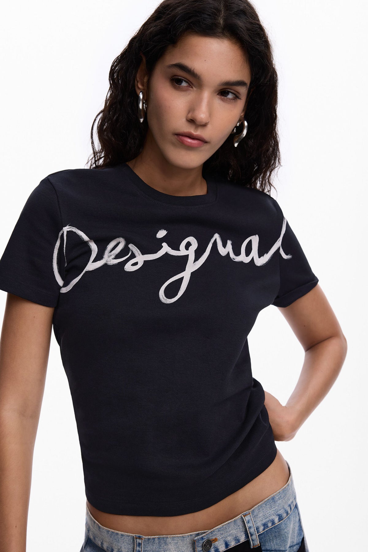 Desigual knit T-shirt with round neck and short sleeves Fabric with a blend of cotton