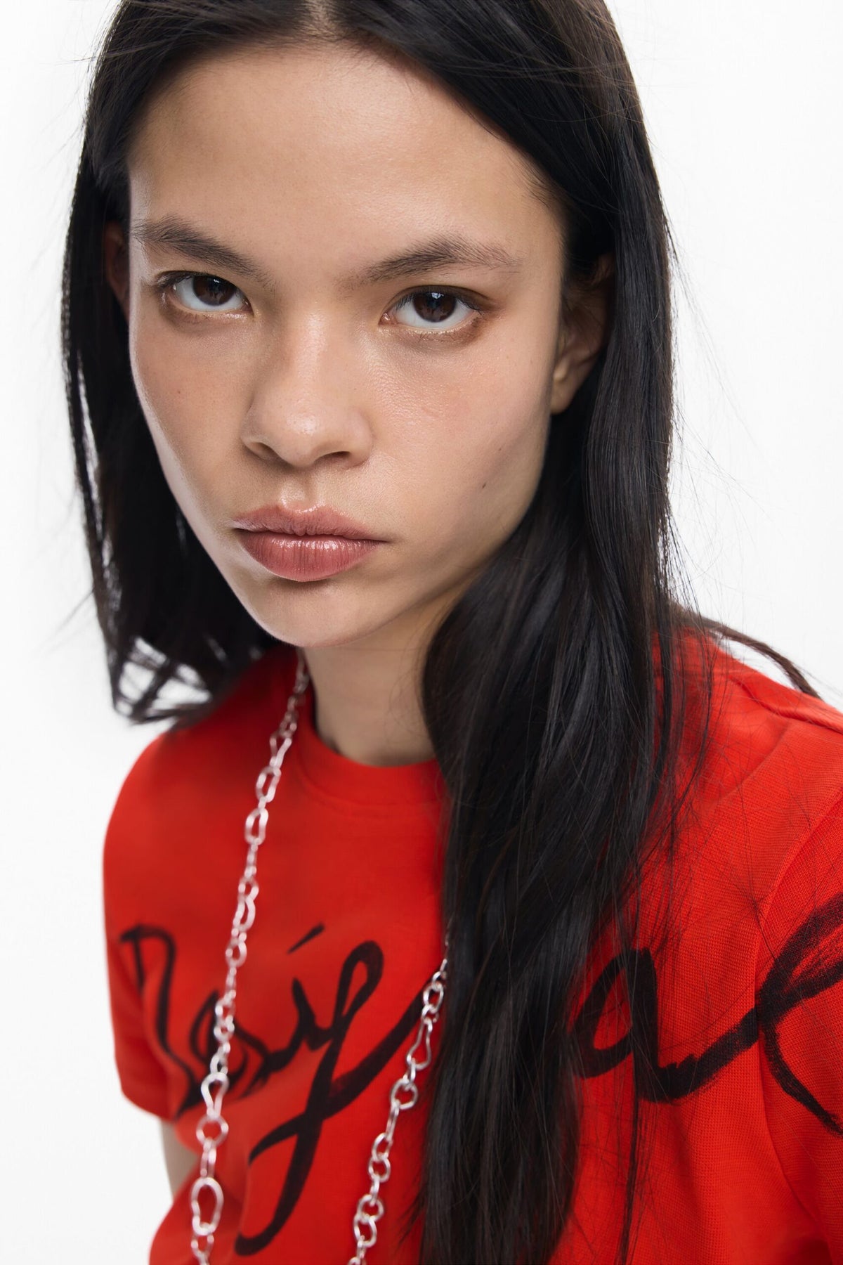 Desigual knit T-shirt with round neck and short sleeves Fabric with a blend of cotton