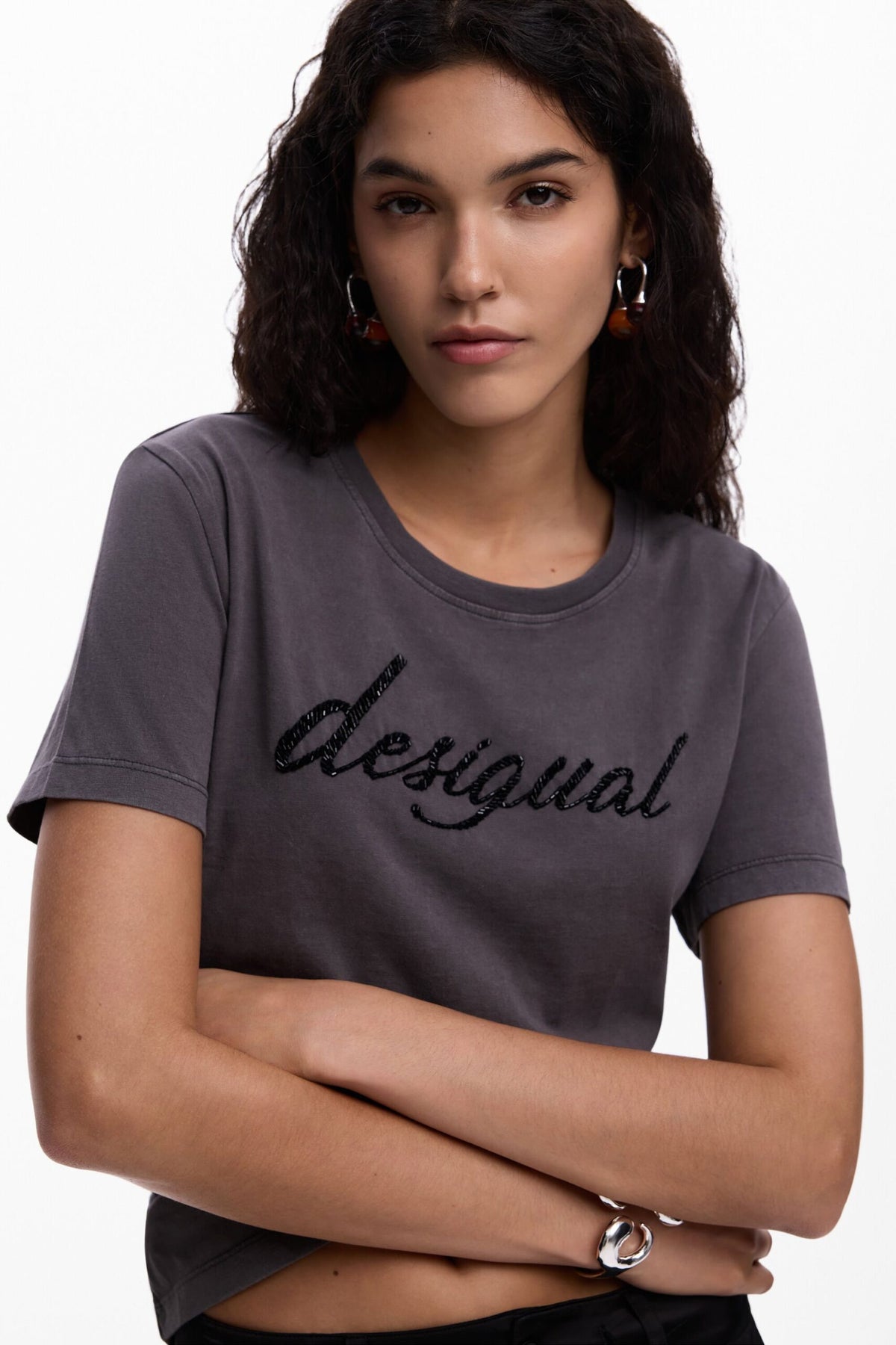 Desigual Regular-fit T-shirt with embroidered logo with appliqués on the front