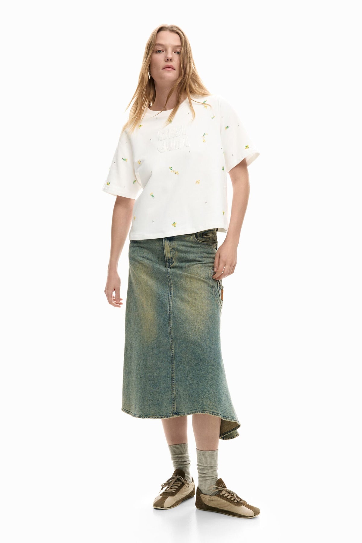 Desigual Regular-fit  Short-sleeved T-shirt with the word "Desigual" in relief in matching With cotton fabric