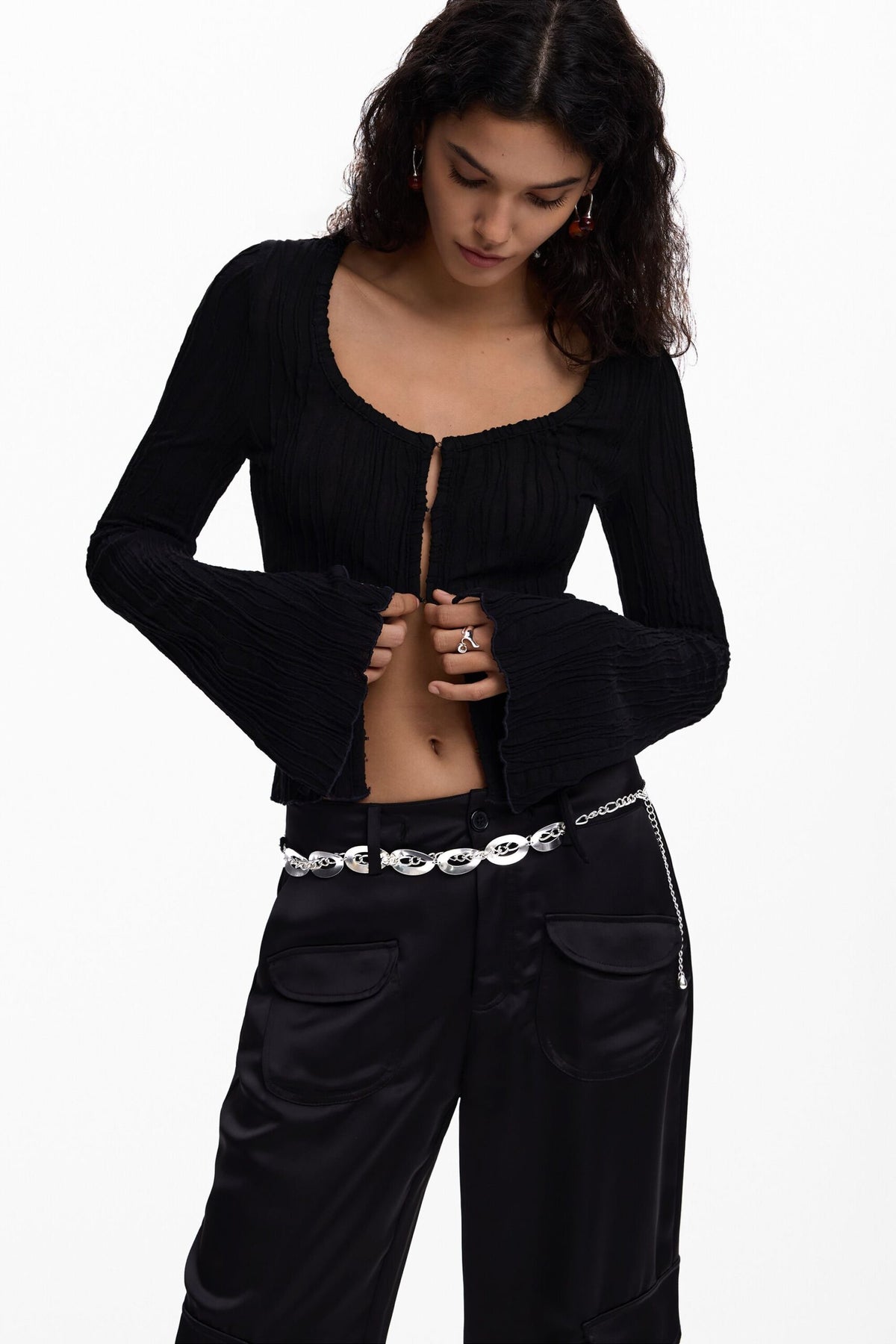 Desigual Long-sleeved T-shirt with snap-button fastening on the front V-neckline