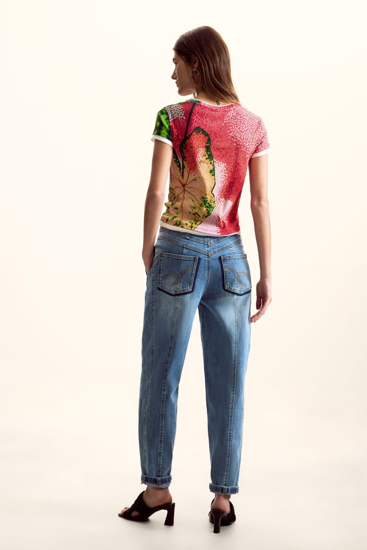 Desigual Short-sleeved T-shirt made from recycled cotton and printed