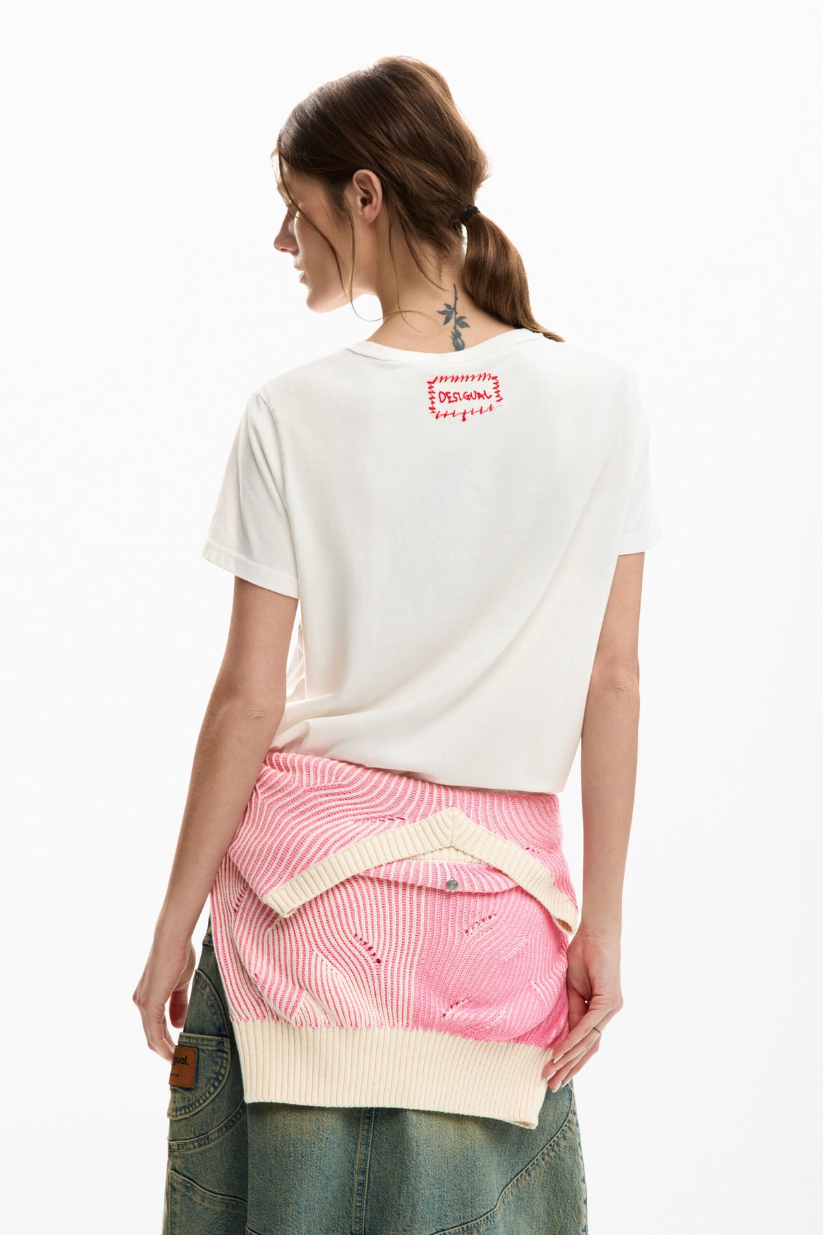 Desigual Regular-fit T-shirt made of cotton, with Mickey and Minnie Mouse™ print.